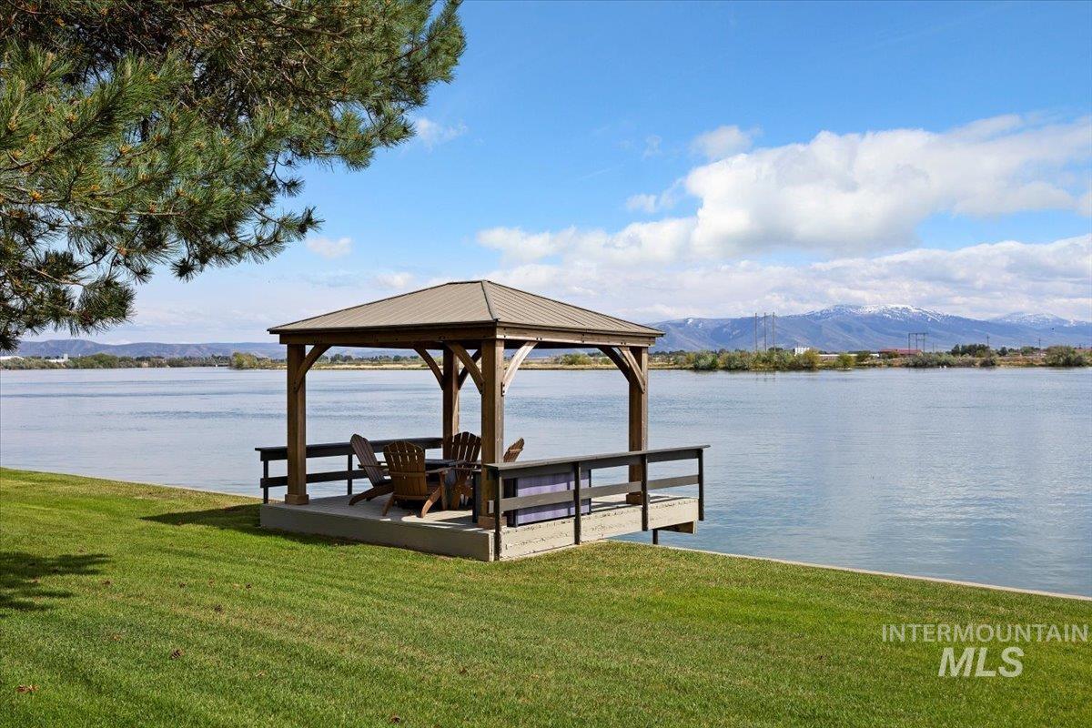 8 River Run Estates, Burley, Idaho 83318, 3 Bedrooms, 3.5 Bathrooms, Residential For Sale, Price $1,350,000, 98948455