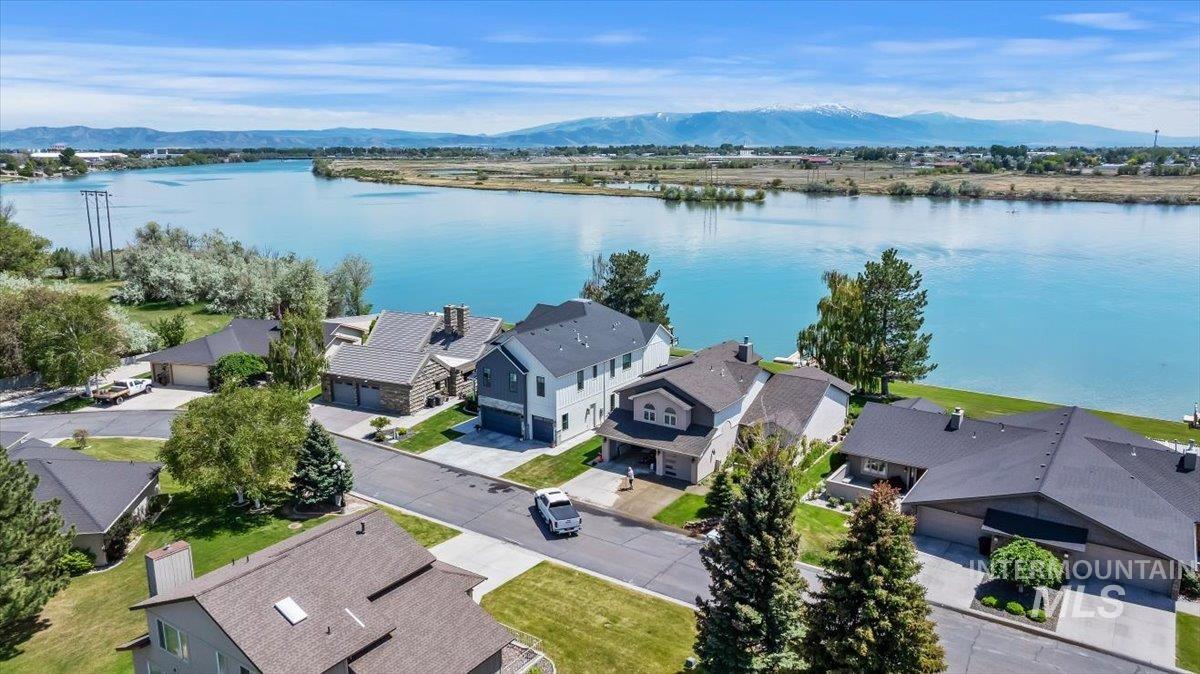 8 River Run Estates, Burley, Idaho 83318, 3 Bedrooms, 3.5 Bathrooms, Residential For Sale, Price $1,350,000, 98948455