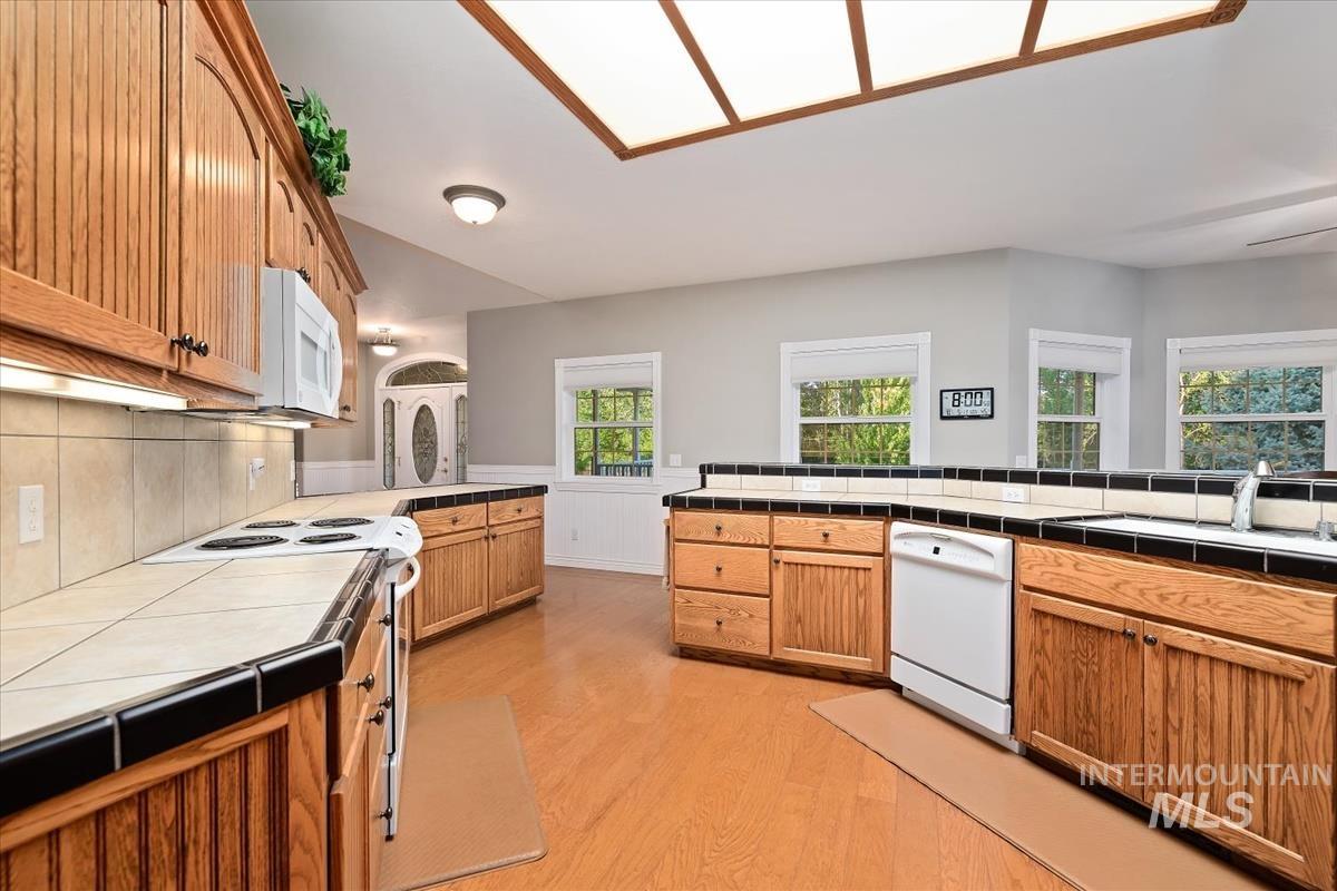 3057 Hwy 71, Cambridge, Idaho 83610, 4 Bedrooms, 3 Bathrooms, Residential For Sale, Price $1,800,000, 98948466