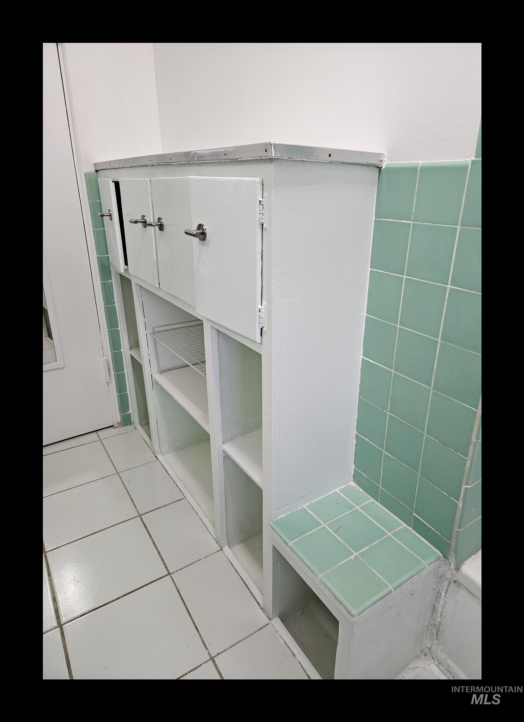 207 N Main St, Homedale, Idaho 83628, 3 Bedrooms, 1 Bathroom, Residential For Sale, Price $289,000, 98948496