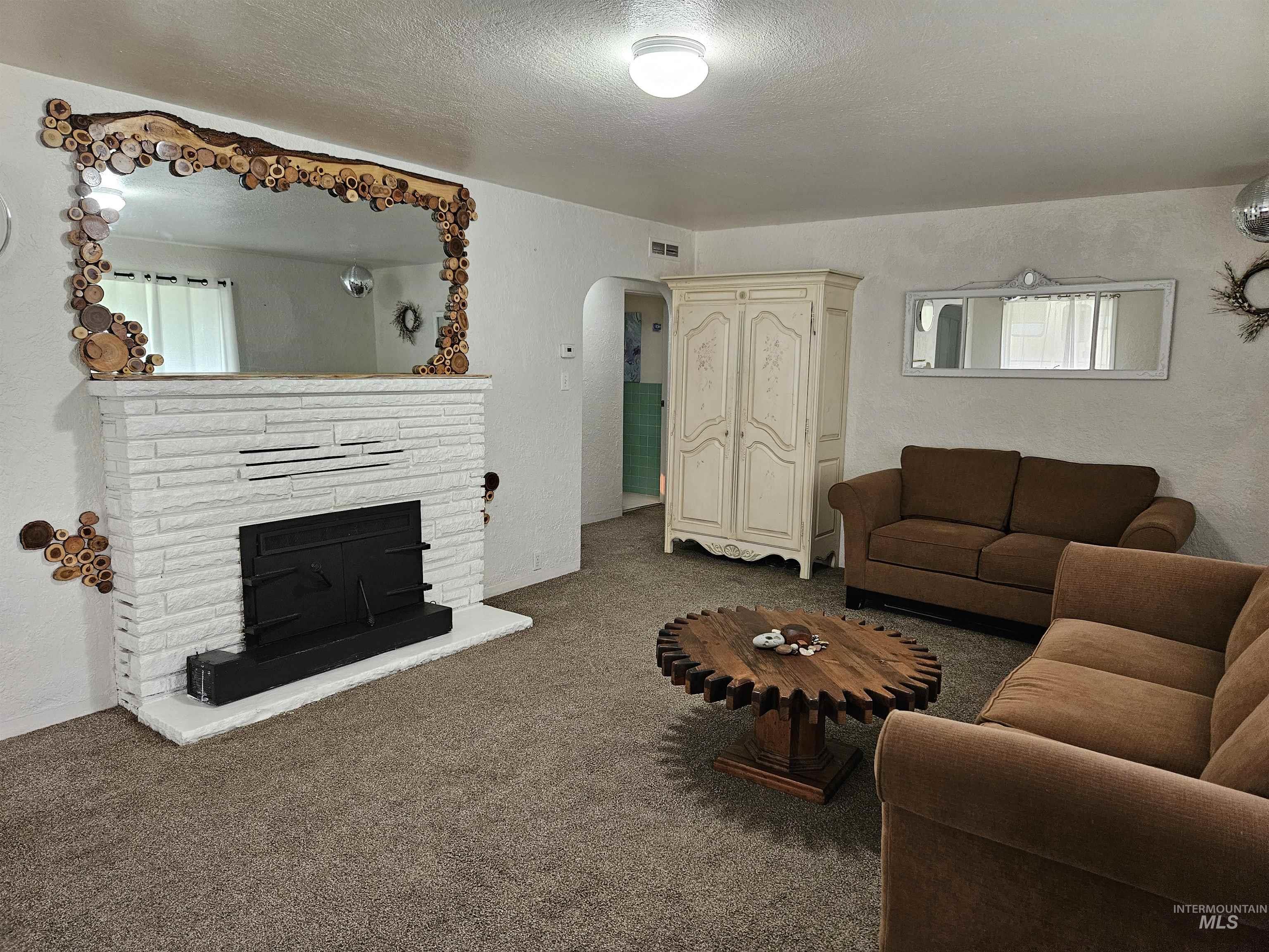 207 N Main St, Homedale, Idaho 83628, 3 Bedrooms, 1 Bathroom, Residential For Sale, Price $289,000, 98948496