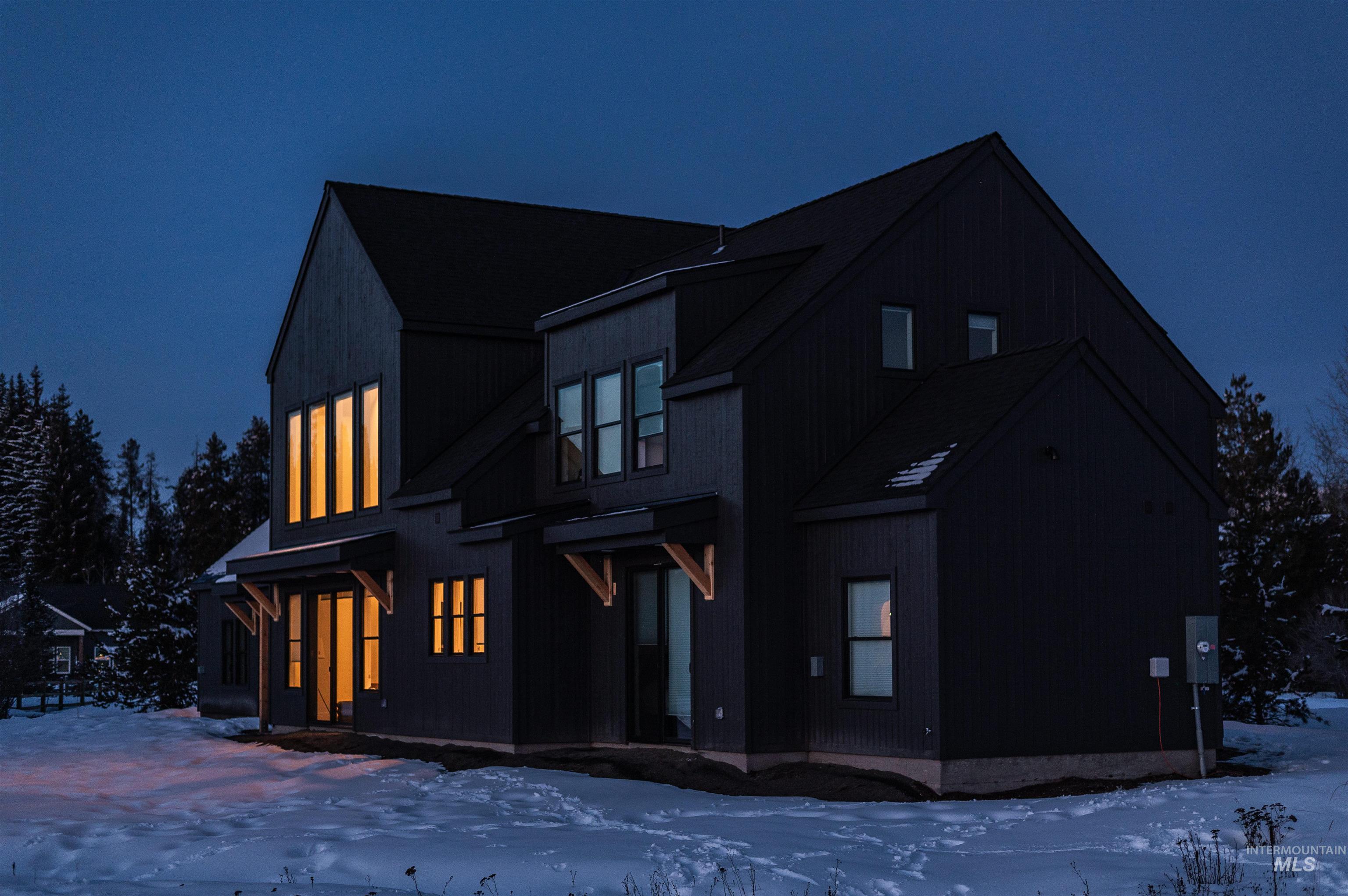 1047 Kaitlyn Loop, McCall, Idaho 83638, 4 Bedrooms, 4.5 Bathrooms, Residential For Sale, Price $1,200,000, 98948508