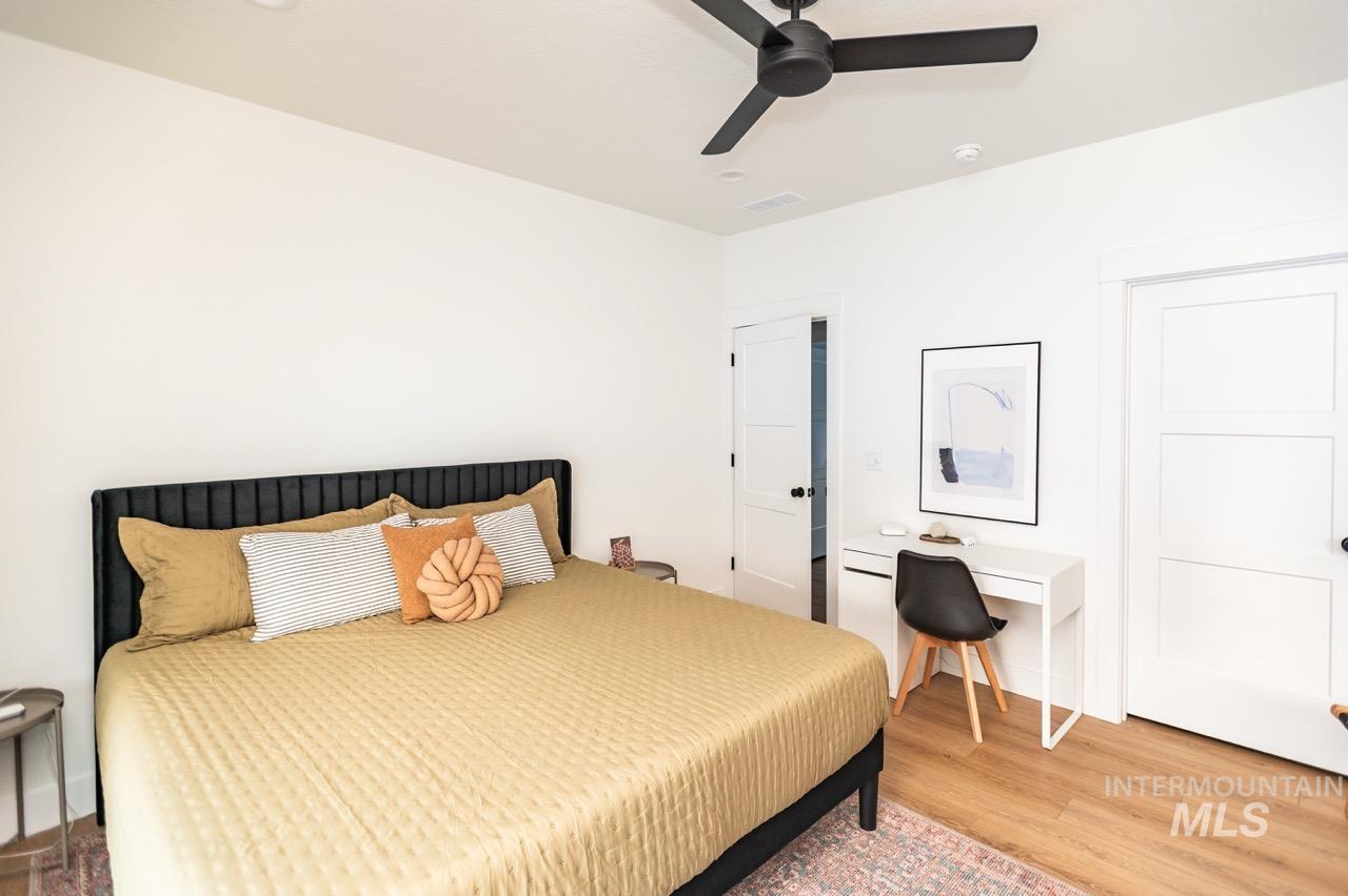 1047 Kaitlyn Loop, McCall, Idaho 83638, 4 Bedrooms, 4.5 Bathrooms, Residential For Sale, Price $1,200,000, 98948508