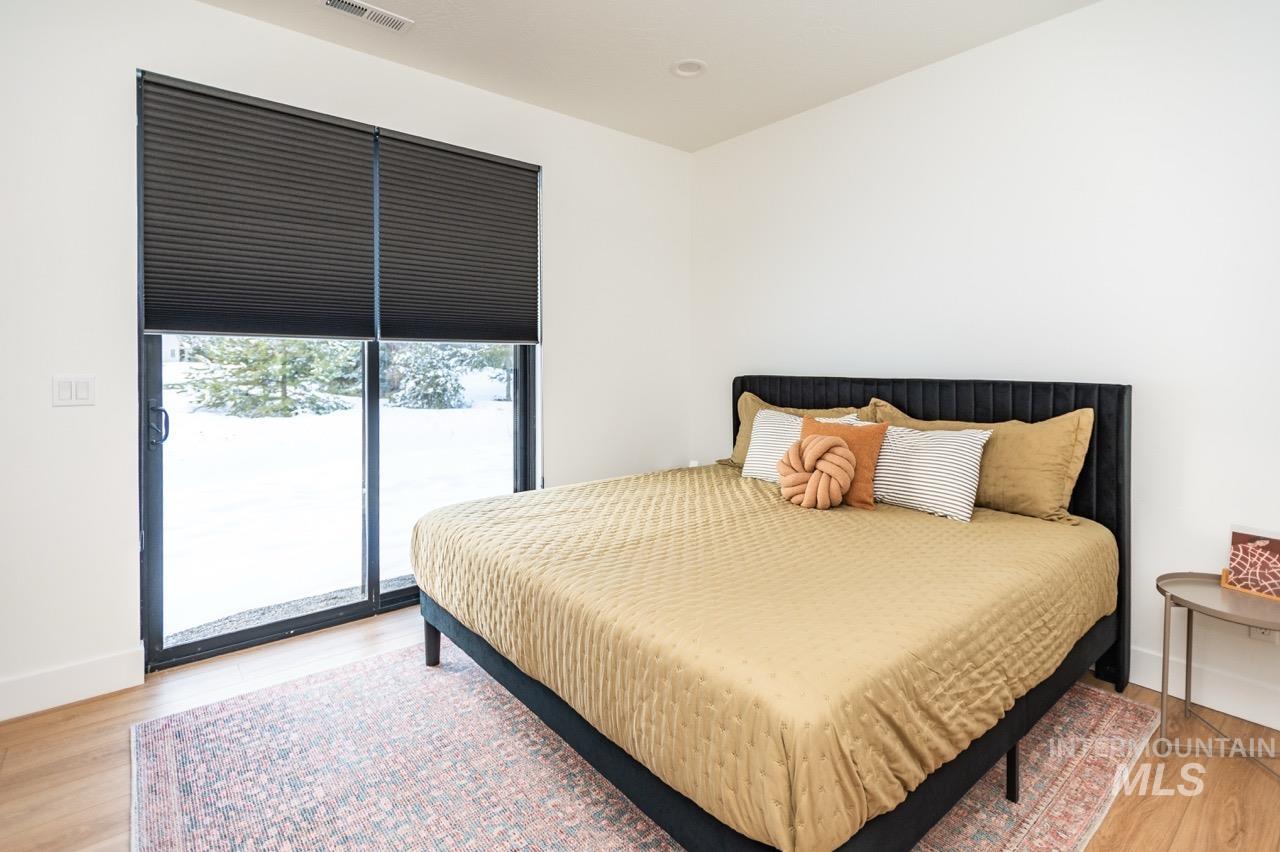 1047 Kaitlyn Loop, McCall, Idaho 83638, 4 Bedrooms, 4.5 Bathrooms, Residential For Sale, Price $1,200,000, 98948508