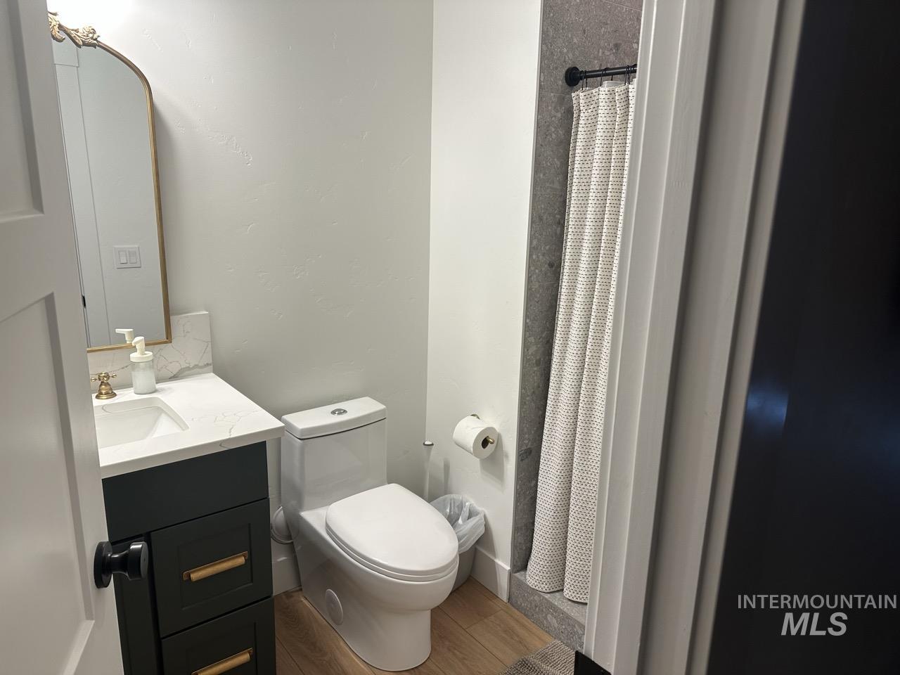 1047 Kaitlyn Loop, McCall, Idaho 83638, 4 Bedrooms, 4.5 Bathrooms, Residential For Sale, Price $1,200,000, 98948508