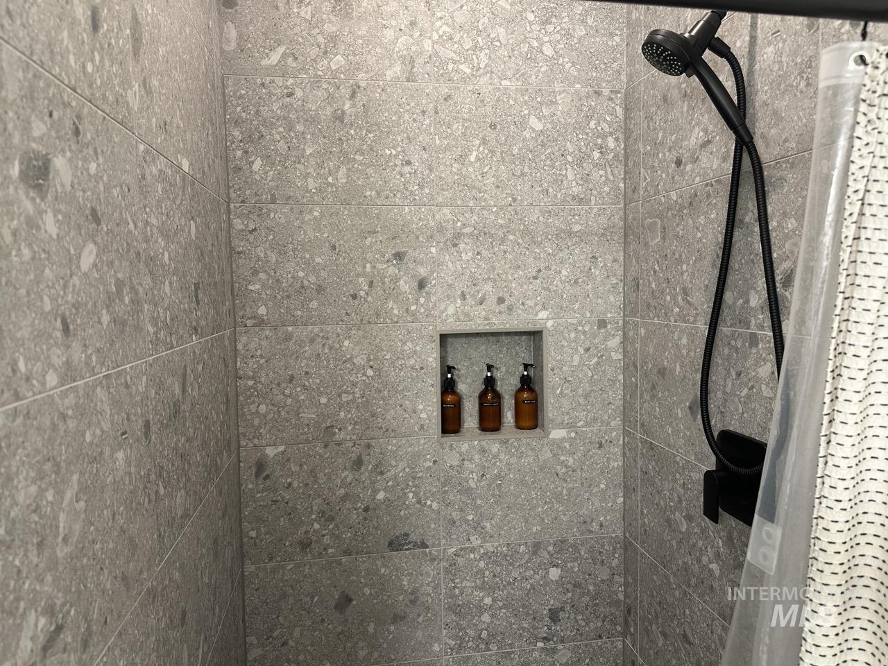 1047 Kaitlyn Loop, McCall, Idaho 83638, 4 Bedrooms, 4.5 Bathrooms, Residential For Sale, Price $1,200,000, 98948508