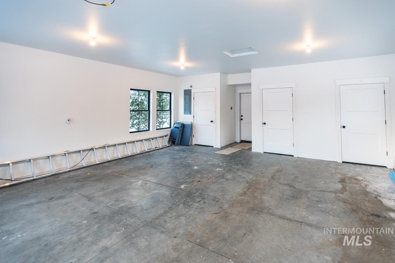 1047 Kaitlyn Loop, McCall, Idaho 83638, 4 Bedrooms, 4.5 Bathrooms, Residential For Sale, Price $1,200,000, 98948508