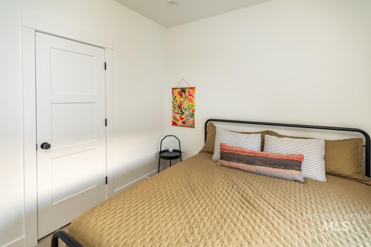 1047 Kaitlyn Loop, McCall, Idaho 83638, 4 Bedrooms, 4.5 Bathrooms, Residential For Sale, Price $1,200,000, 98948508