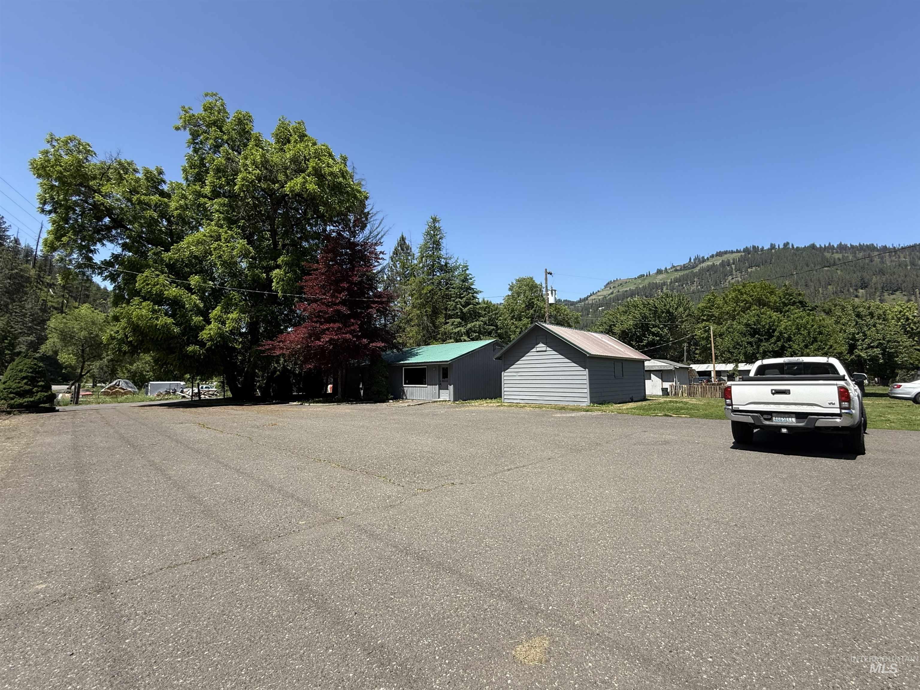 14391 Highway 12, Orofino, Idaho 83544, 4 Rooms, Business/Commercial For Sale, Price $225,000, 98948532