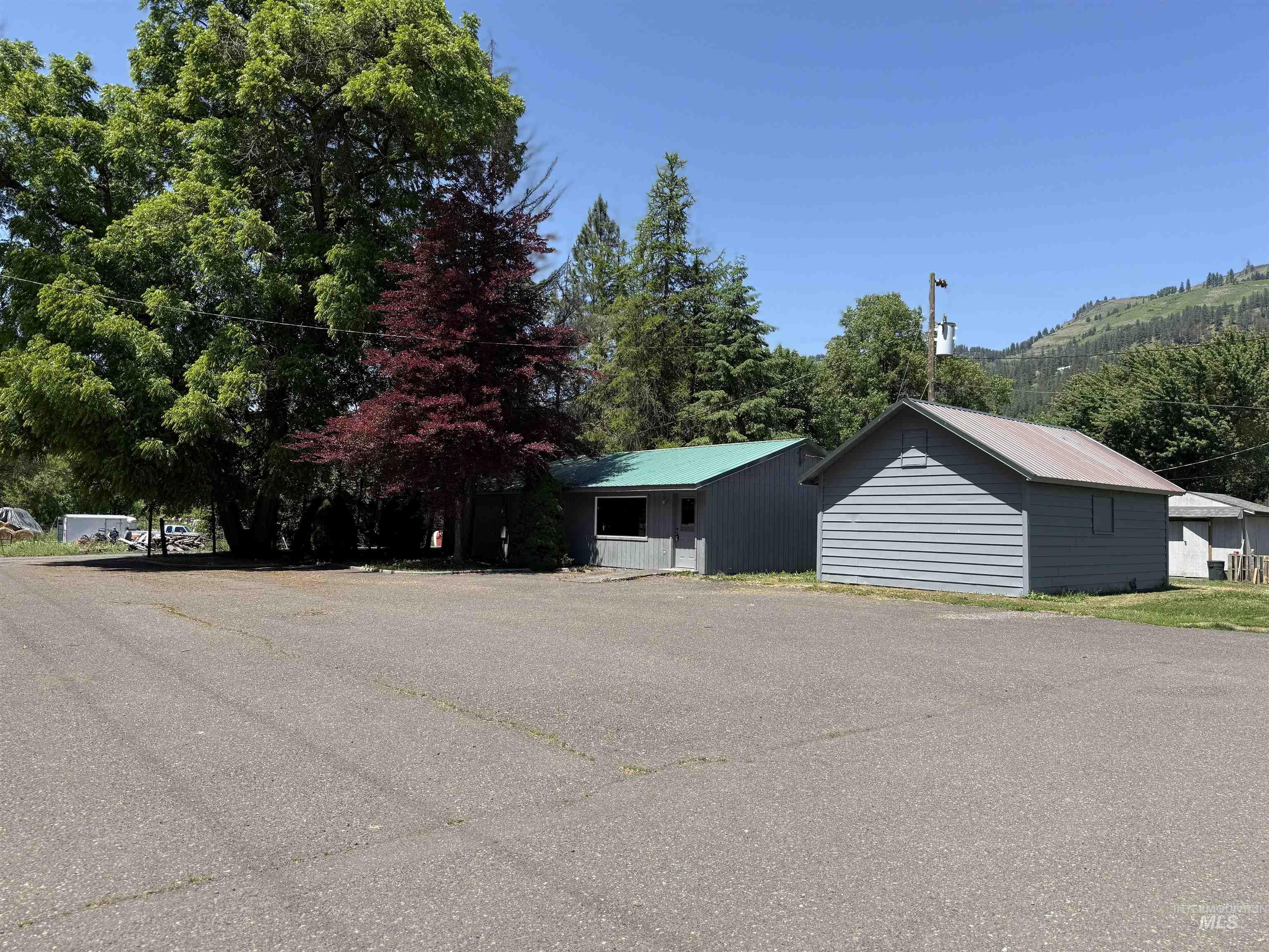 14391 Highway 12, Orofino, Idaho 83544, 4 Rooms, Business/Commercial For Sale, Price $225,000, 98948532