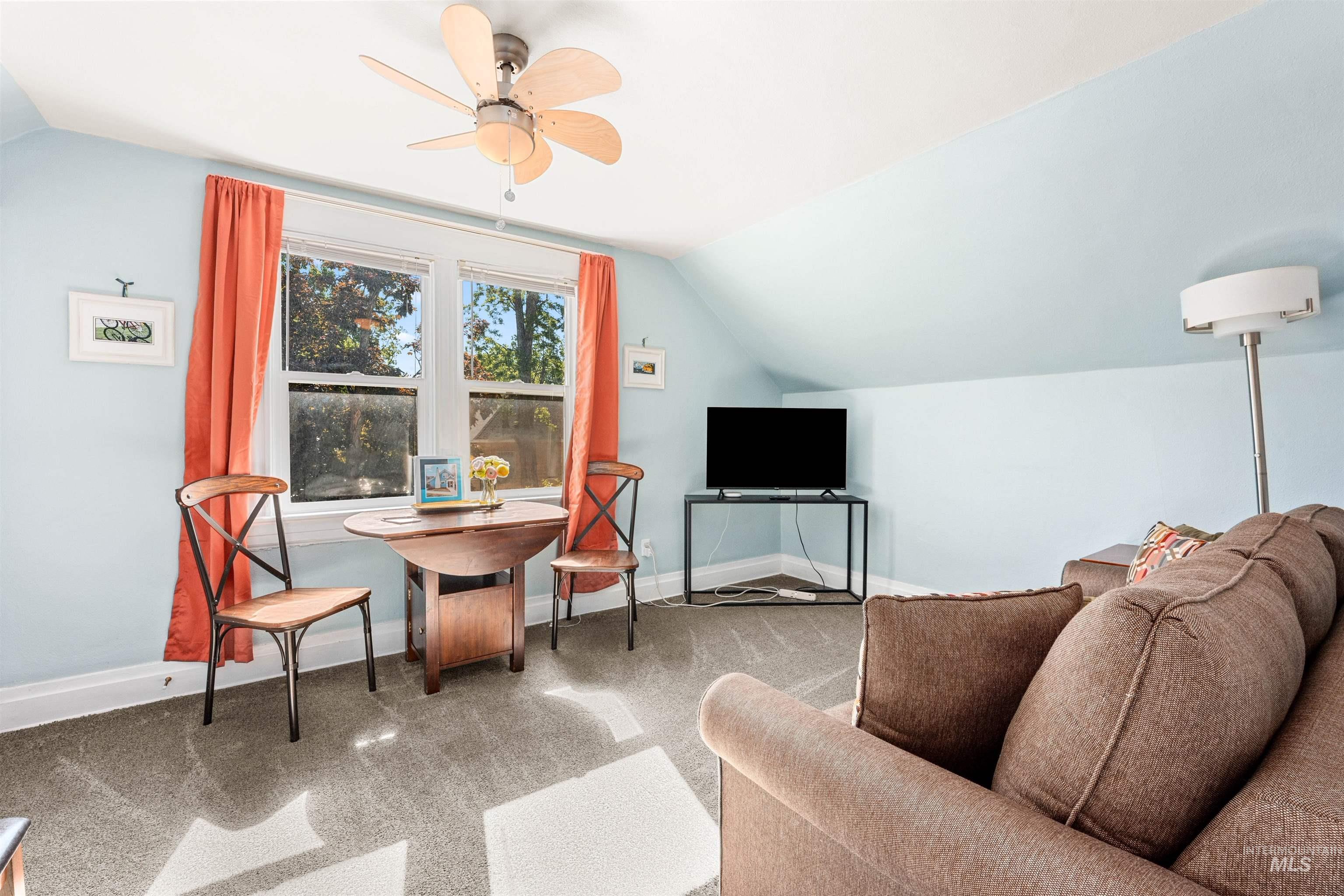 1605 N 11th St, Boise, Idaho 83702, 2 Bedrooms, 1 Bathroom, Residential Income For Sale, Price $965,000, 98948587