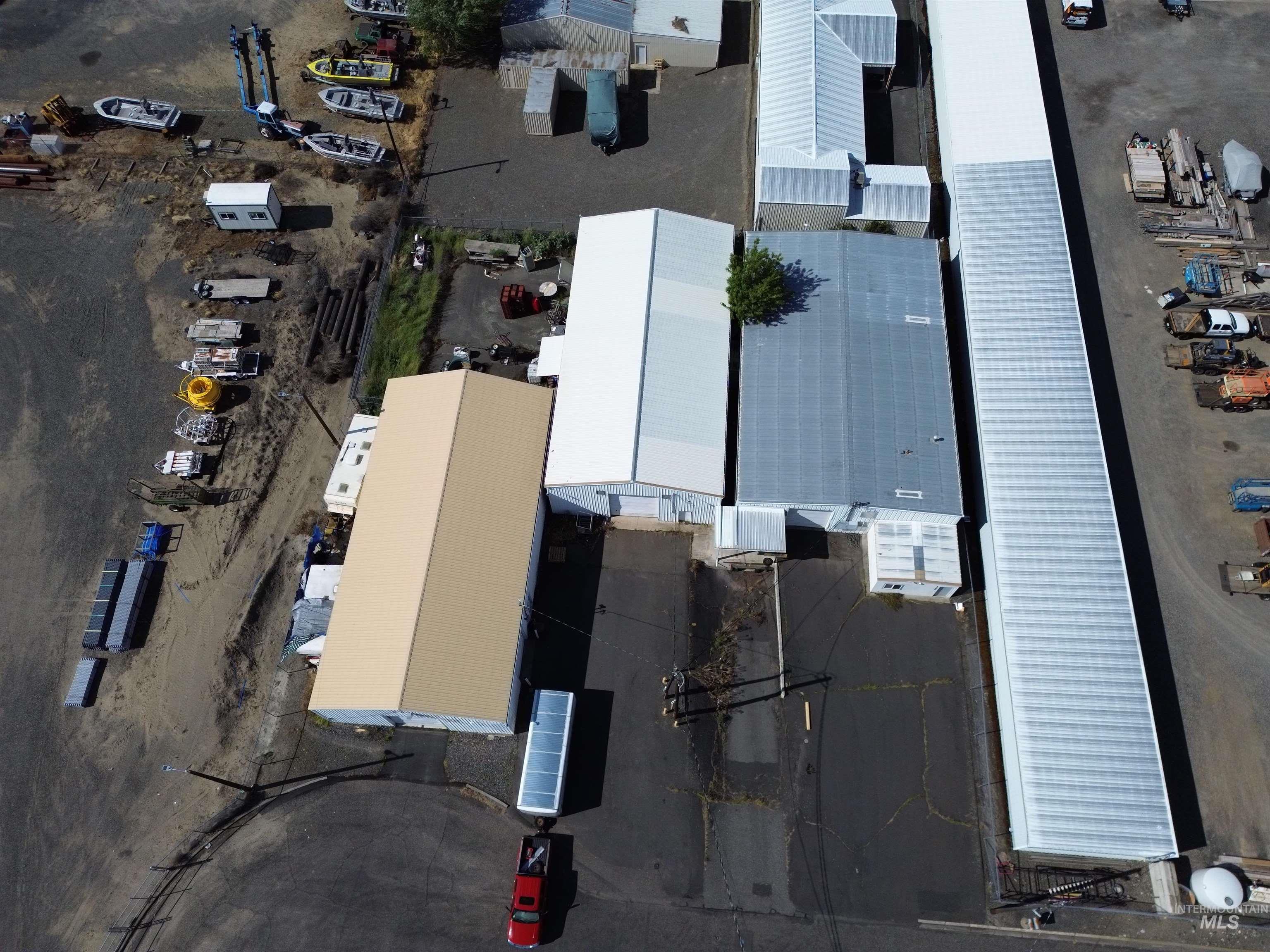 1390 Commercial Way, Clarkston, Washington 99403, Business/Commercial For Sale, Price $575,000, 98948623