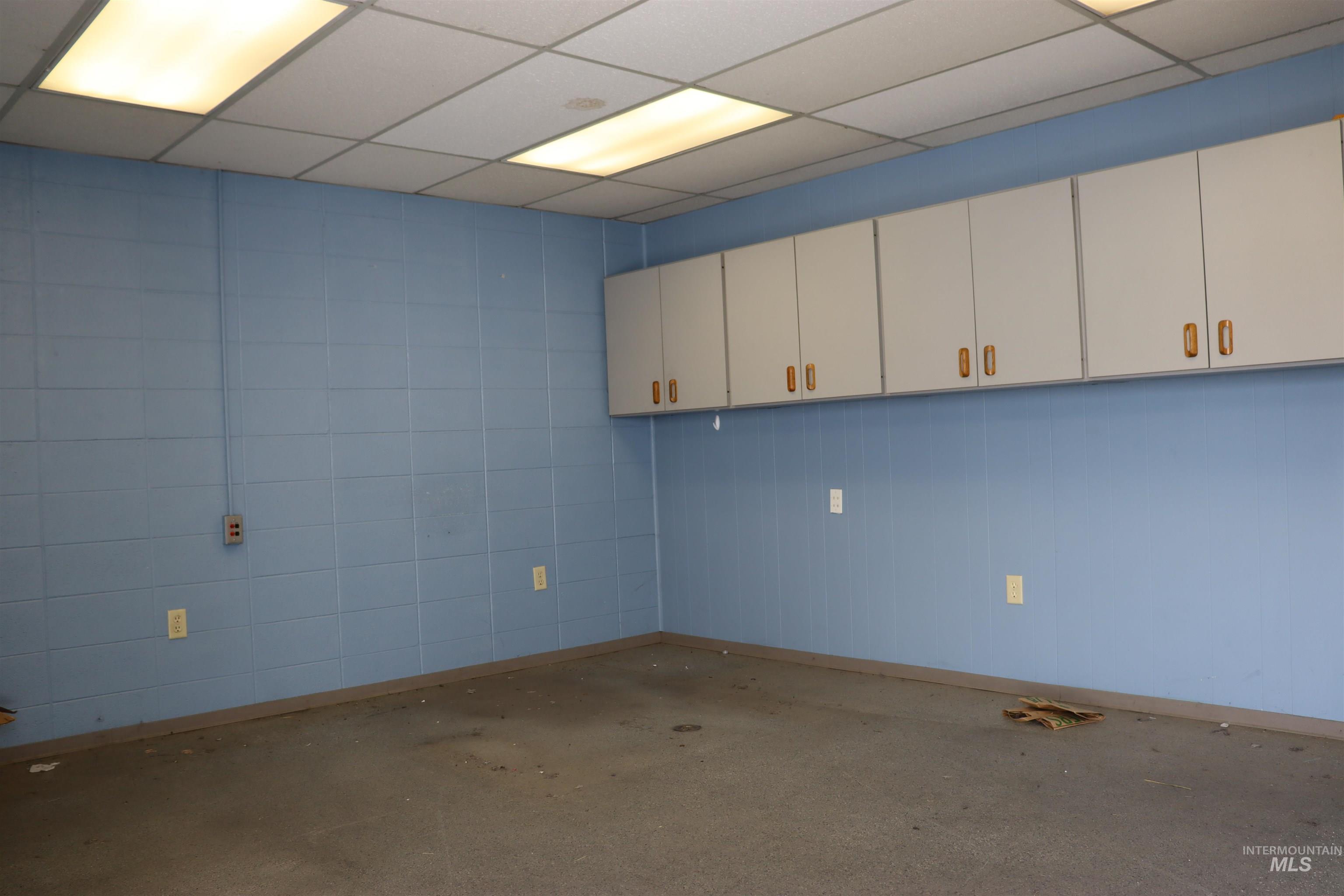 1390 Commercial Way, Clarkston, Washington 99403, Business/Commercial For Sale, Price $575,000, 98948623