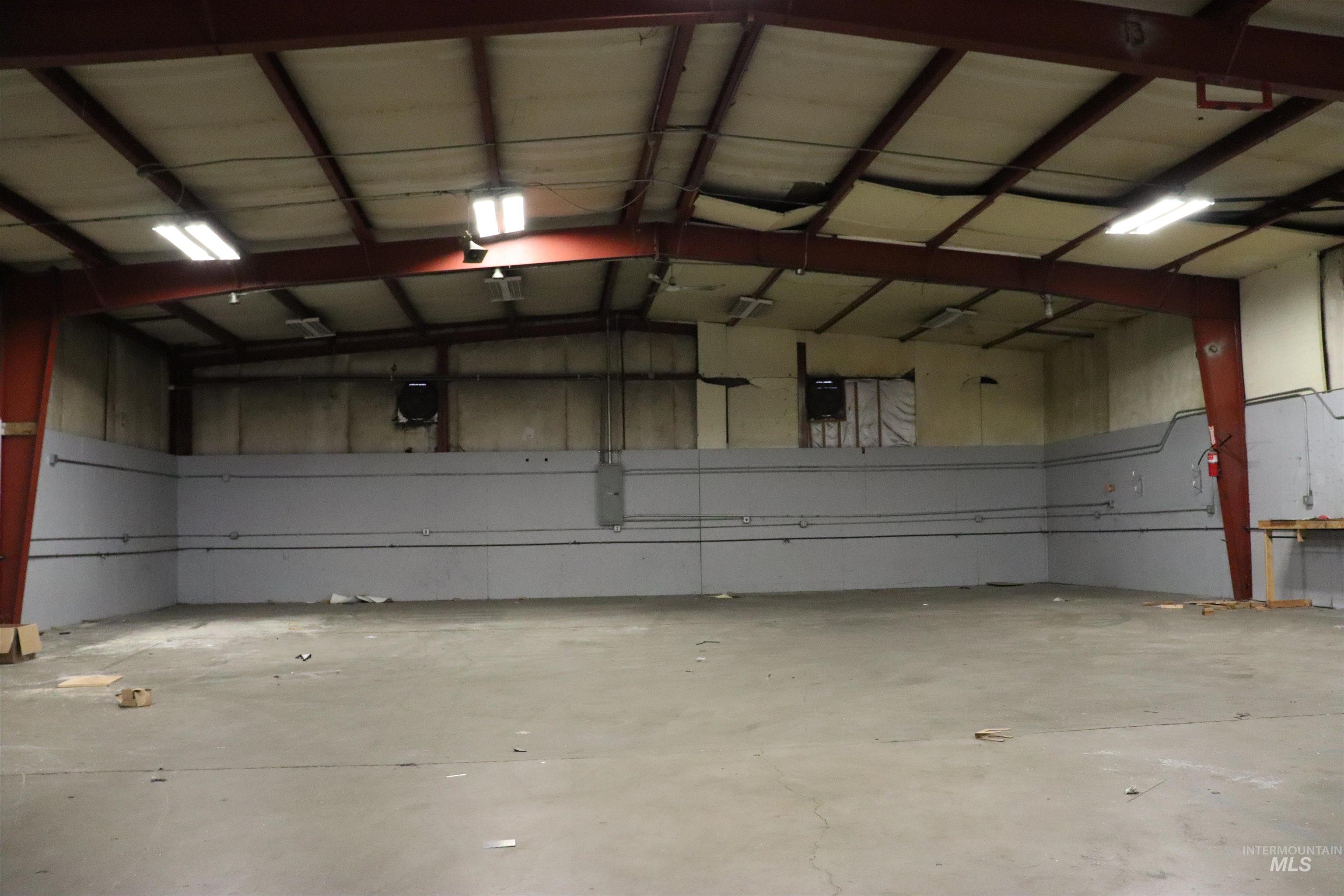 1390 Commercial Way, Clarkston, Washington 99403, Business/Commercial For Sale, Price $575,000, 98948623