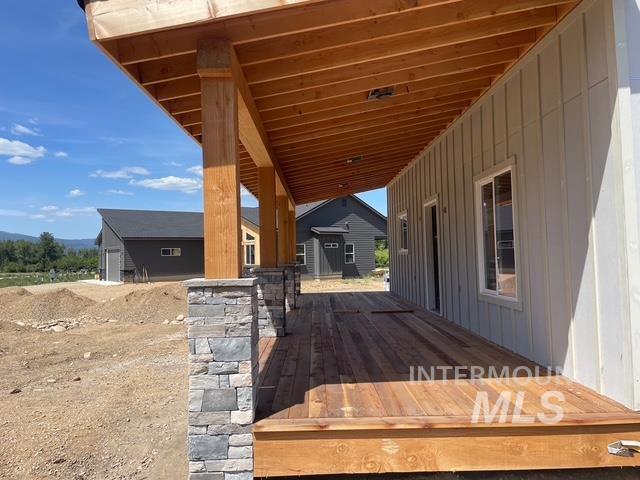 36 Coski Springs, Garden Valley, Idaho 83622, 3 Bedrooms, 2.5 Bathrooms, Residential For Sale, Price $650,000, 98948626