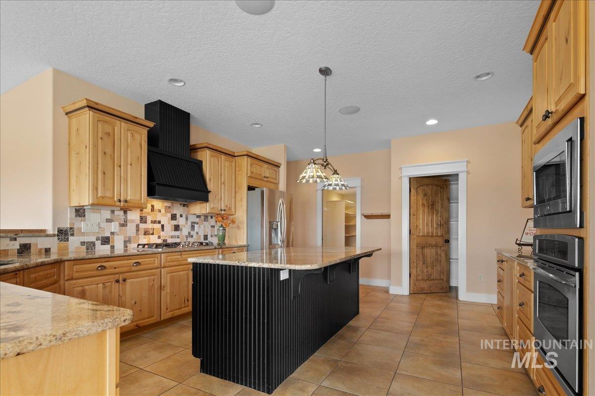 2600 W South Slope Rd, Emmett, Idaho 83617, 4 Bedrooms, 4 Bathrooms, Residential For Sale, Price $1,449,000, 98948661