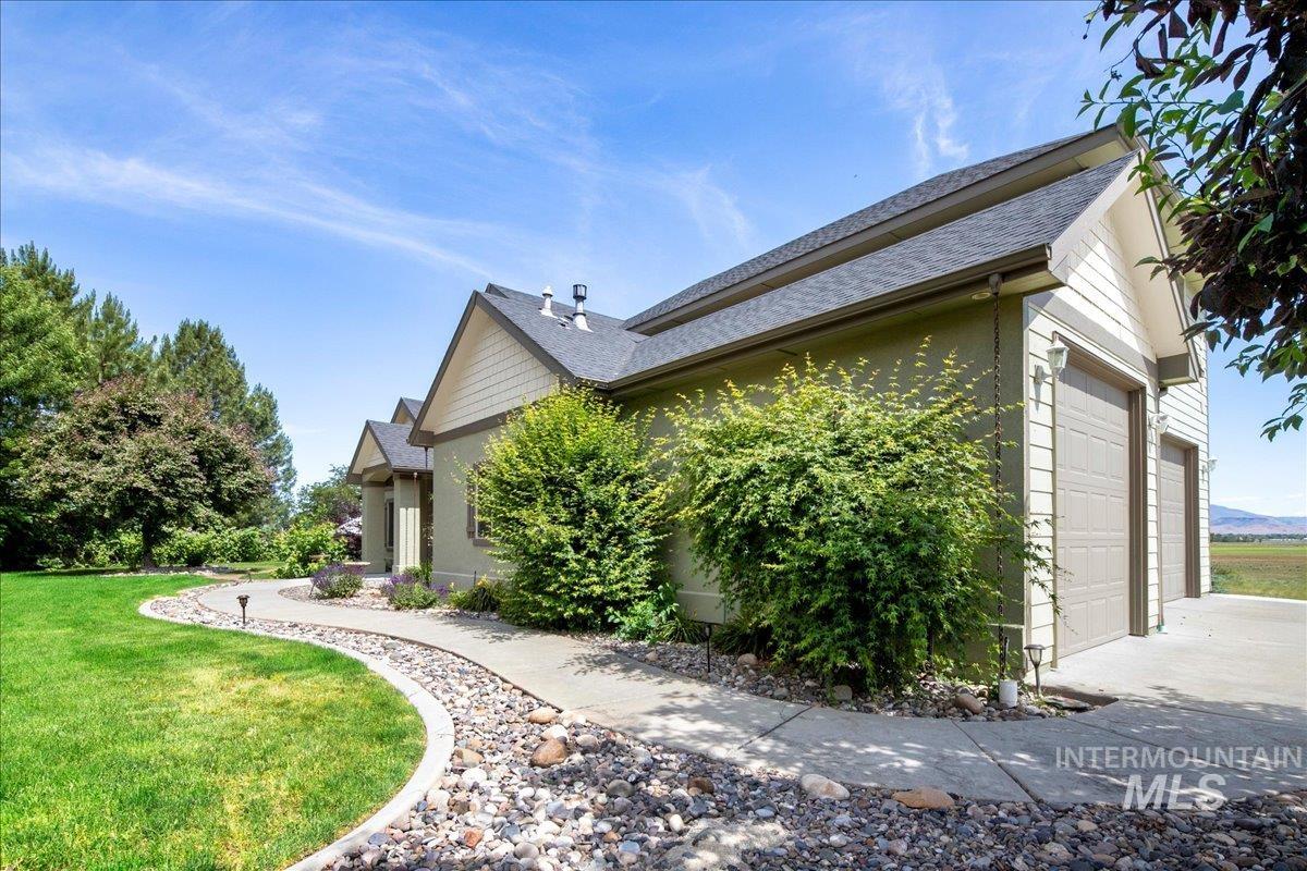 2600 W South Slope Rd, Emmett, Idaho 83617, 4 Bedrooms, 4 Bathrooms, Residential For Sale, Price $1,449,000, 98948661