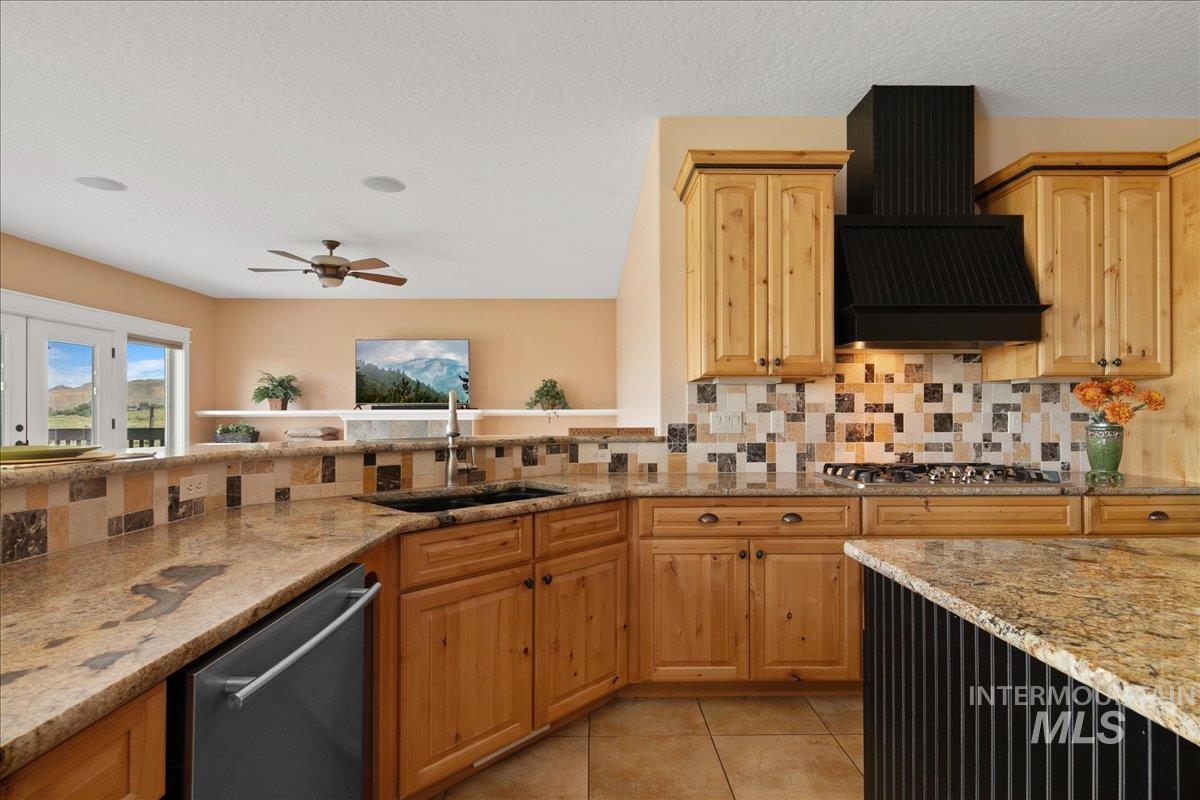 2600 W South Slope Rd, Emmett, Idaho 83617, 4 Bedrooms, 4 Bathrooms, Residential For Sale, Price $1,449,000, 98948661