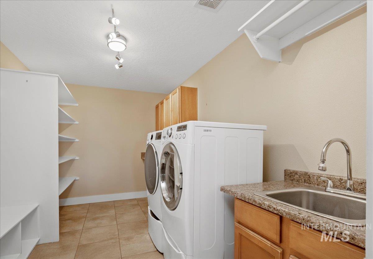 2600 W South Slope Rd, Emmett, Idaho 83617, 4 Bedrooms, 4 Bathrooms, Residential For Sale, Price $1,449,000, 98948661