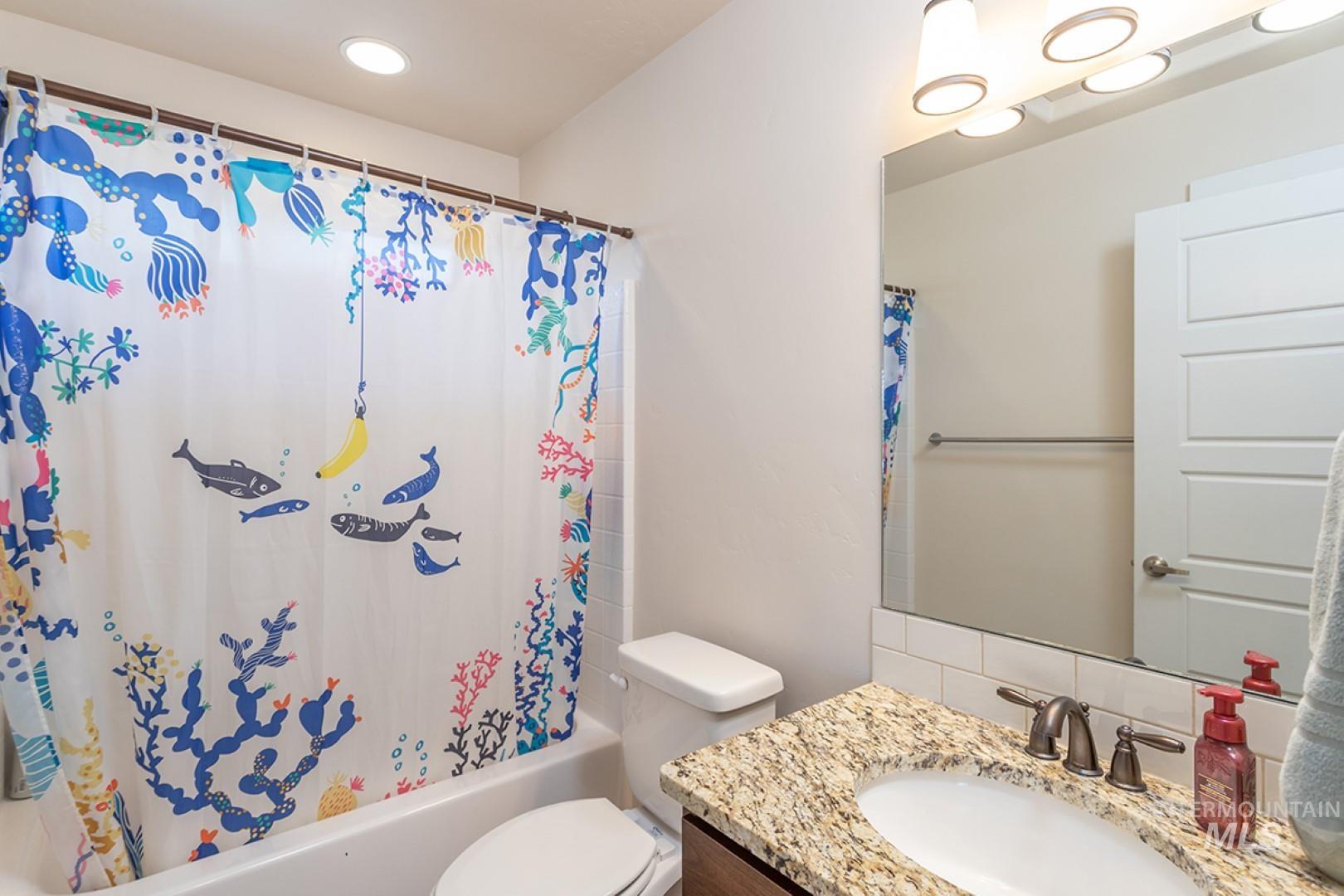 2701 N Summerbrook, Meridian, Idaho 83646, 4 Bedrooms, 2.5 Bathrooms, Residential For Sale, Price $449,900, 98948681