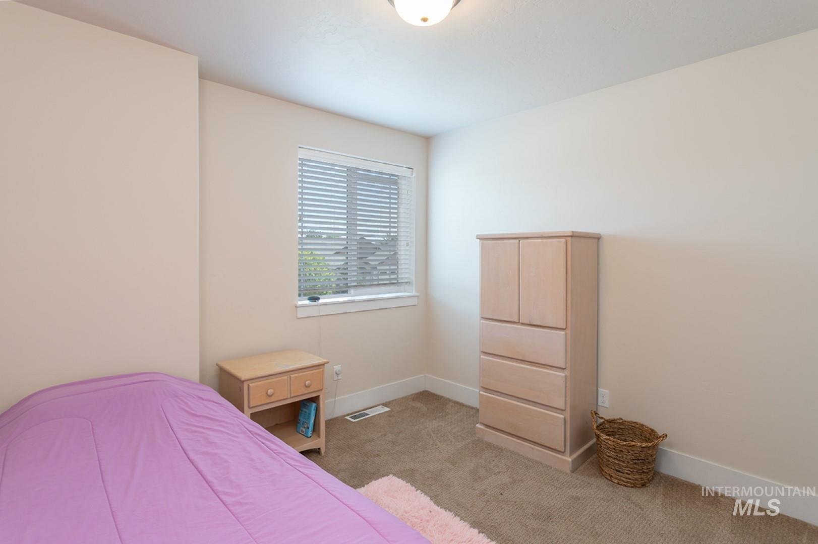 2701 N Summerbrook, Meridian, Idaho 83646, 4 Bedrooms, 2.5 Bathrooms, Residential For Sale, Price $449,900, 98948681