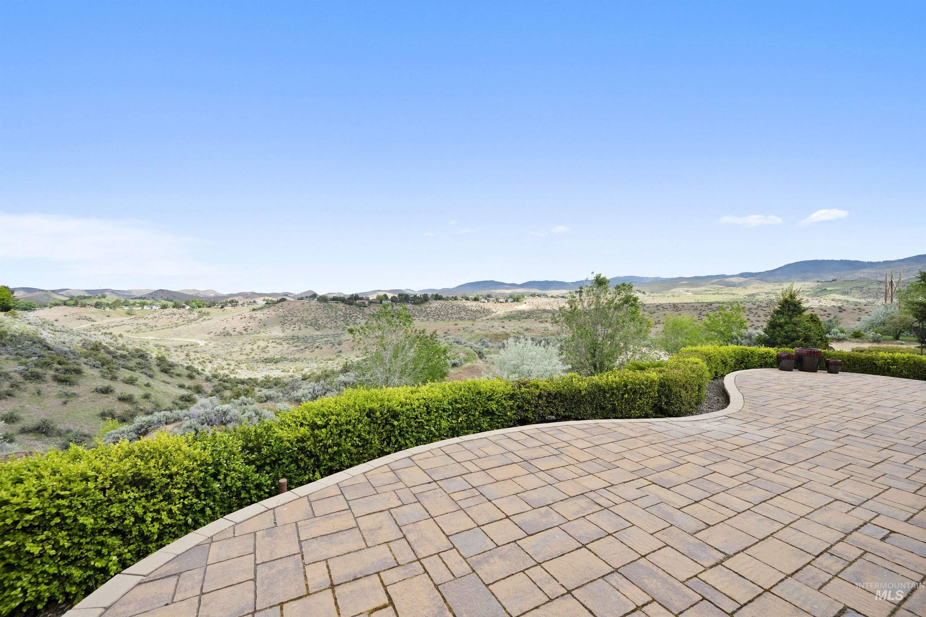 718 E Orion, Boise, Idaho 83702, 3 Bedrooms, 3.5 Bathrooms, Residential For Sale, Price $1,750,000, 98948682