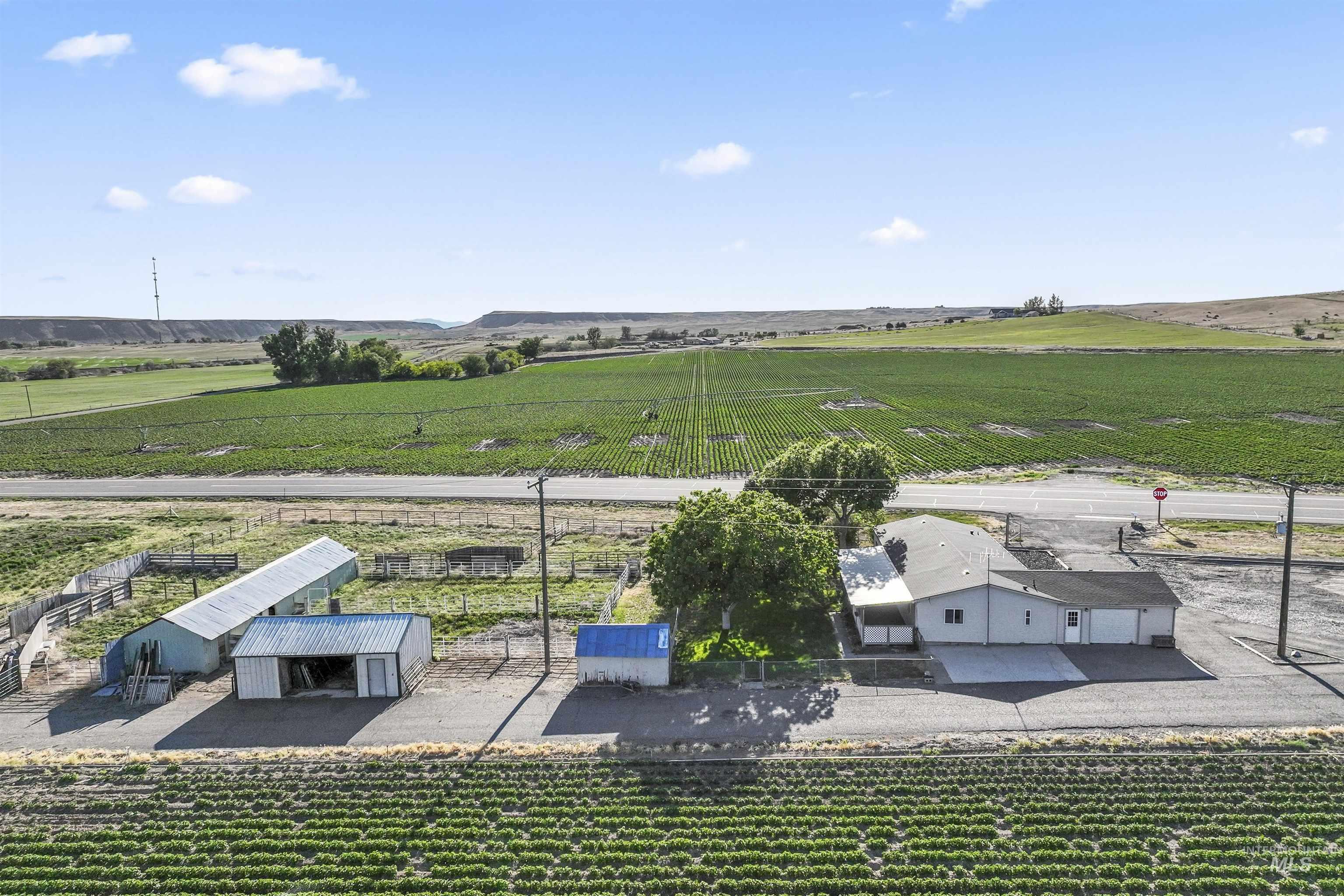146 N Hammett Hill Rd, Hammett, Idaho 83627, 4 Bedrooms, 2 Bathrooms, Farm & Ranch For Sale, Price $450,000, 98948736