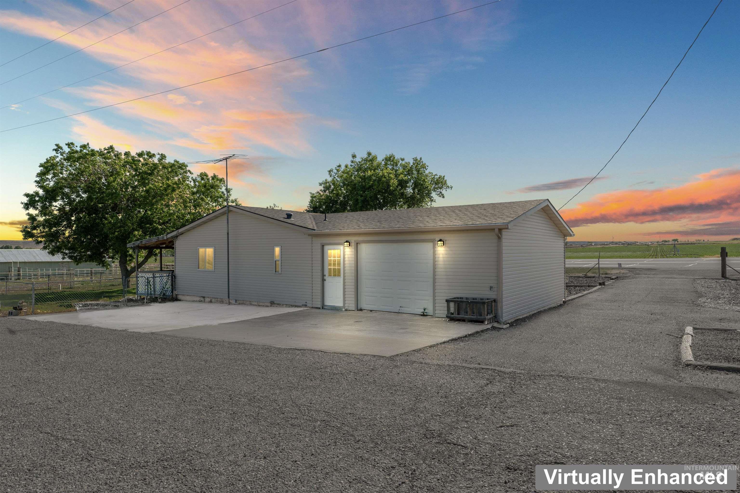 146 N Hammett Hill Rd, Hammett, Idaho 83627, 4 Bedrooms, 2 Bathrooms, Farm & Ranch For Sale, Price $450,000, 98948736