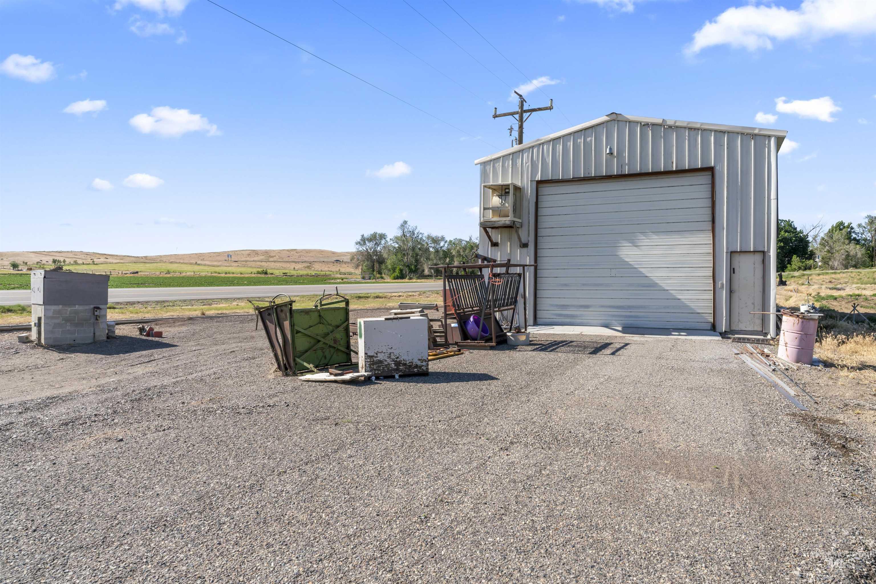 146 N Hammett Hill Rd, Hammett, Idaho 83627, 4 Bedrooms, 2 Bathrooms, Farm & Ranch For Sale, Price $450,000, 98948736