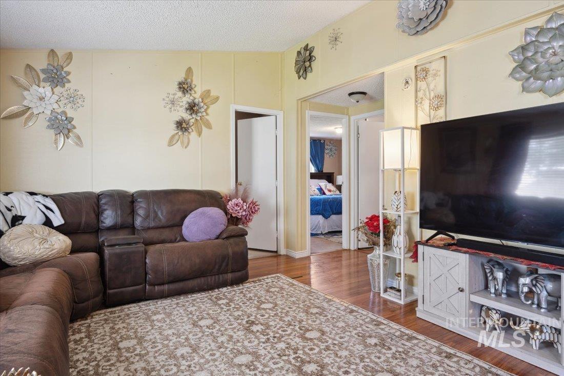 15741 Willis Road, Caldwell, Idaho 83607, 4 Bedrooms, 2 Bathrooms, Residential For Sale, Price $950,000, 98948758