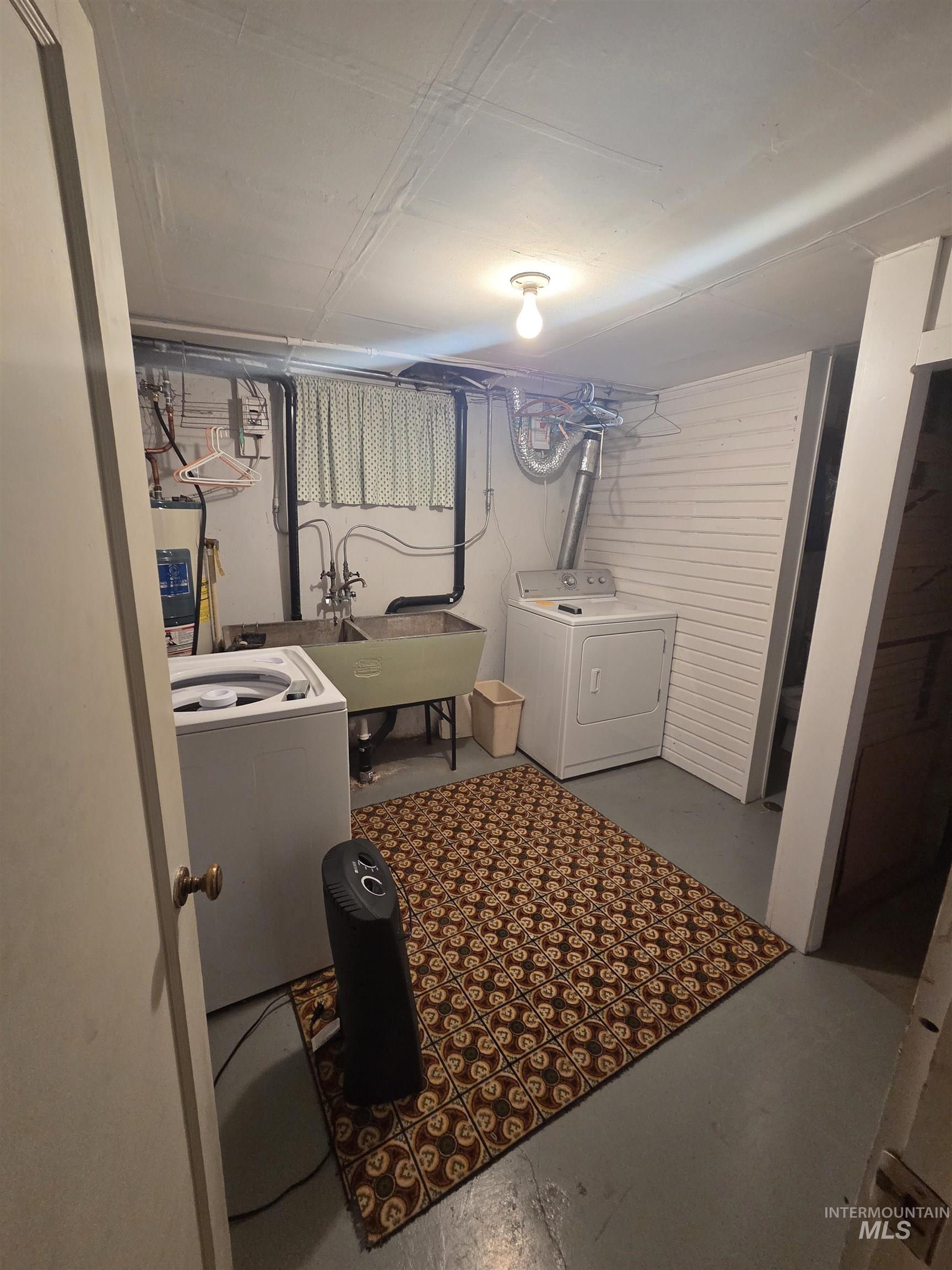 1792 Columbia St, Pomeroy, Washington 99347, 3 Bedrooms, 2 Bathrooms, Residential For Sale, Price $225,000, 98948779