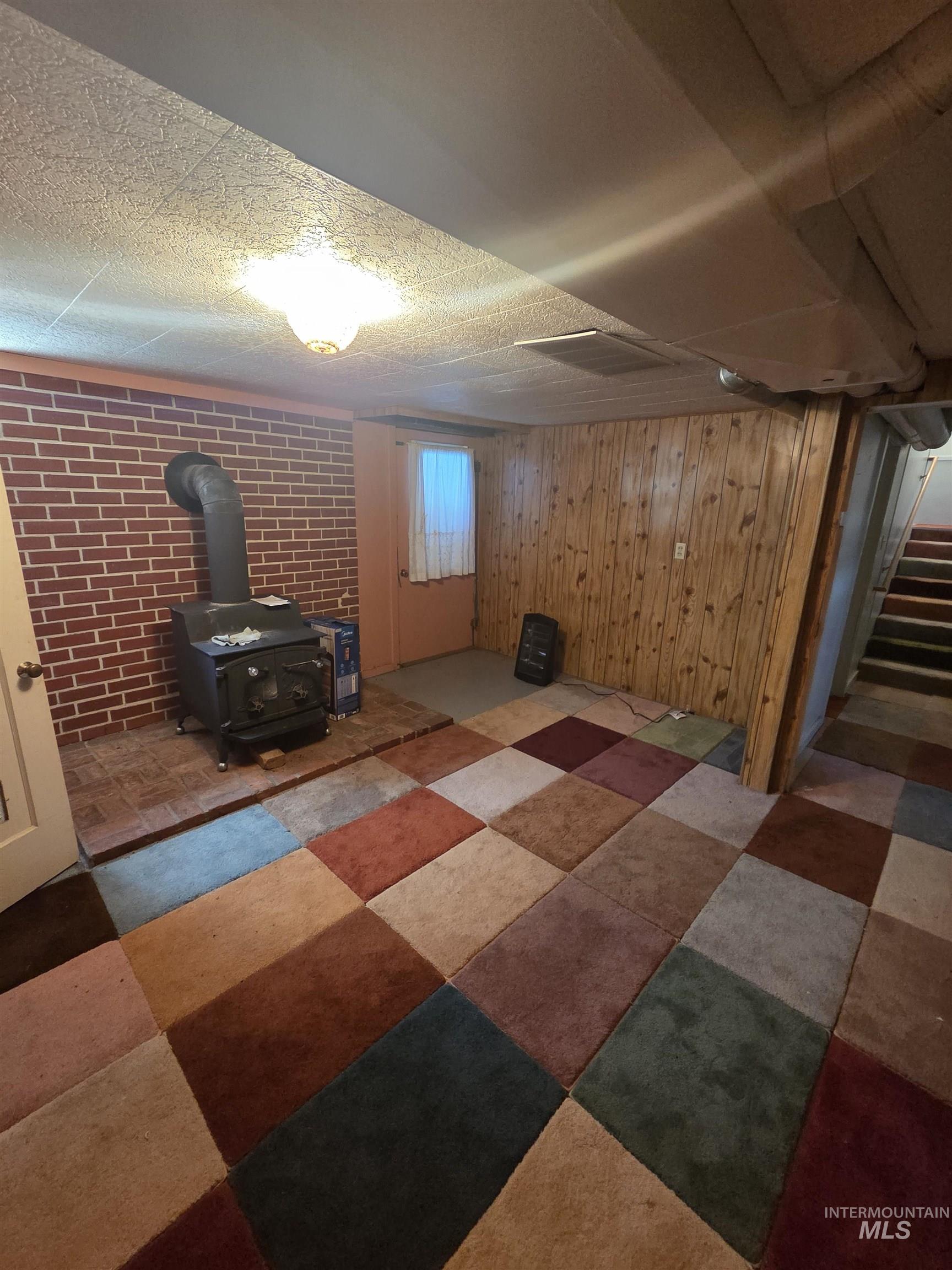 1792 Columbia St, Pomeroy, Washington 99347, 3 Bedrooms, 2 Bathrooms, Residential For Sale, Price $225,000, 98948779