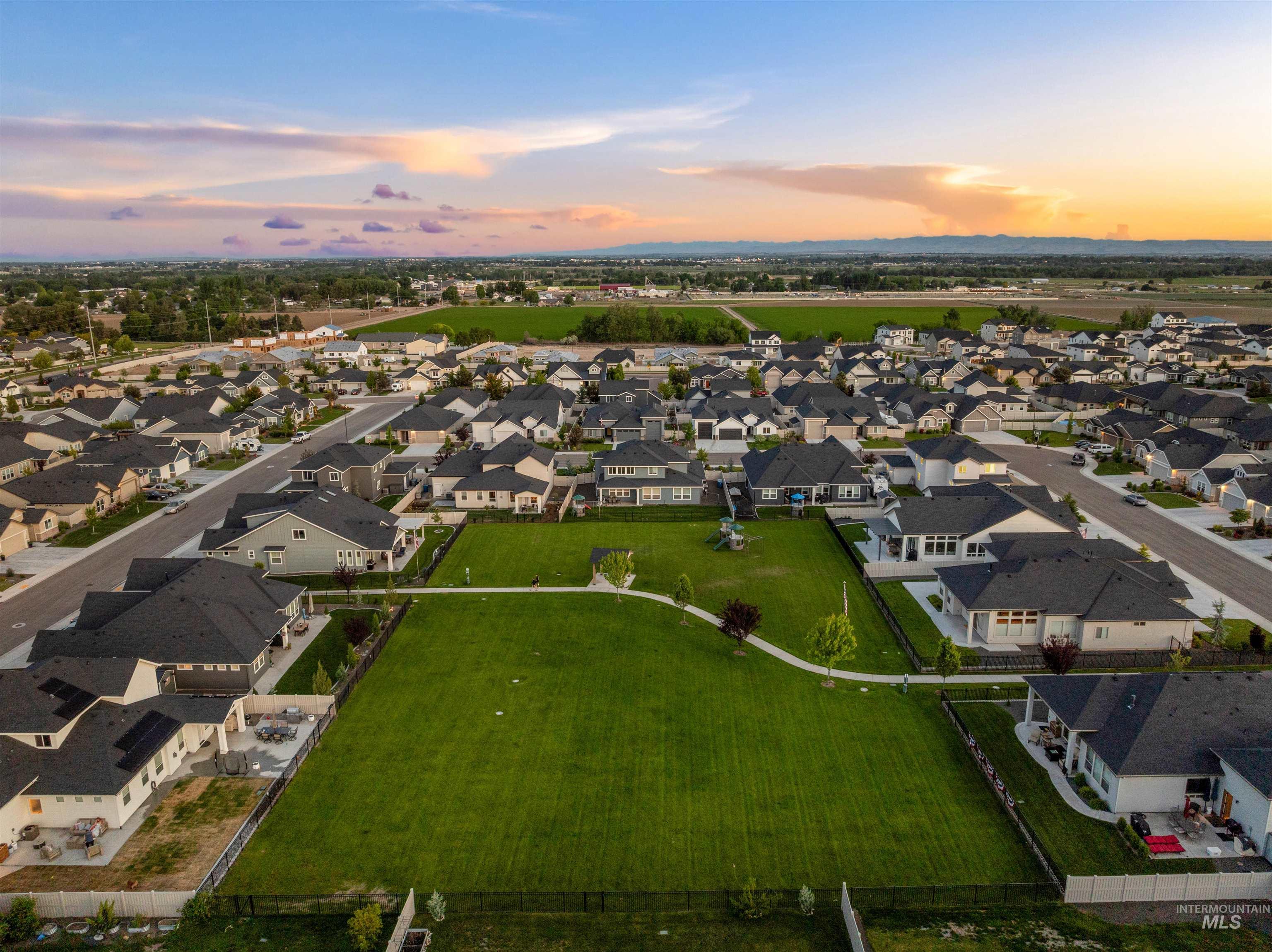 1642 Banff St, Middleton, Idaho 83644, 5 Bedrooms, 2.5 Bathrooms, Residential For Sale, Price $669,000, 98948896