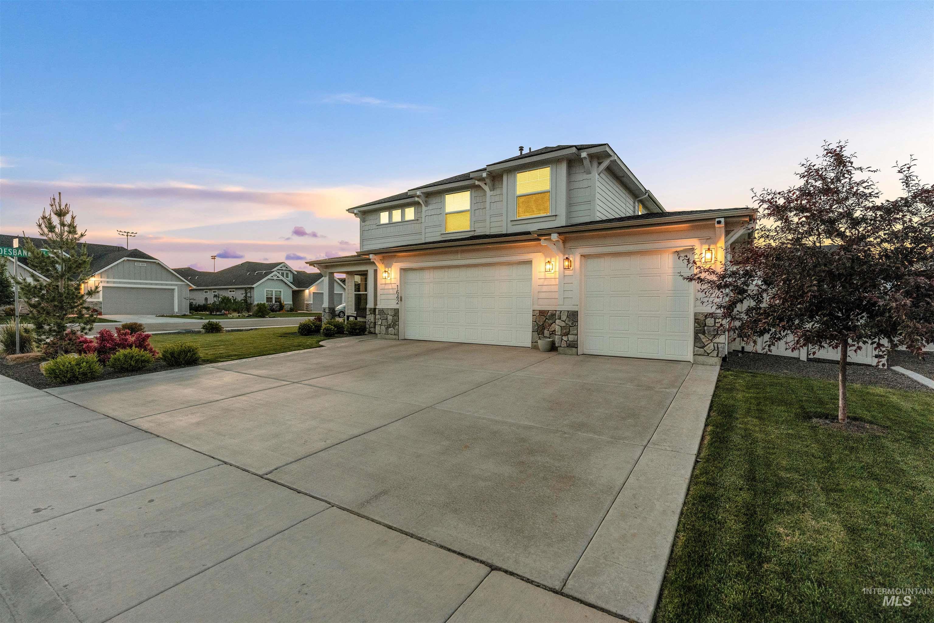 1642 Banff St, Middleton, Idaho 83644, 5 Bedrooms, 2.5 Bathrooms, Residential For Sale, Price $669,000, 98948896