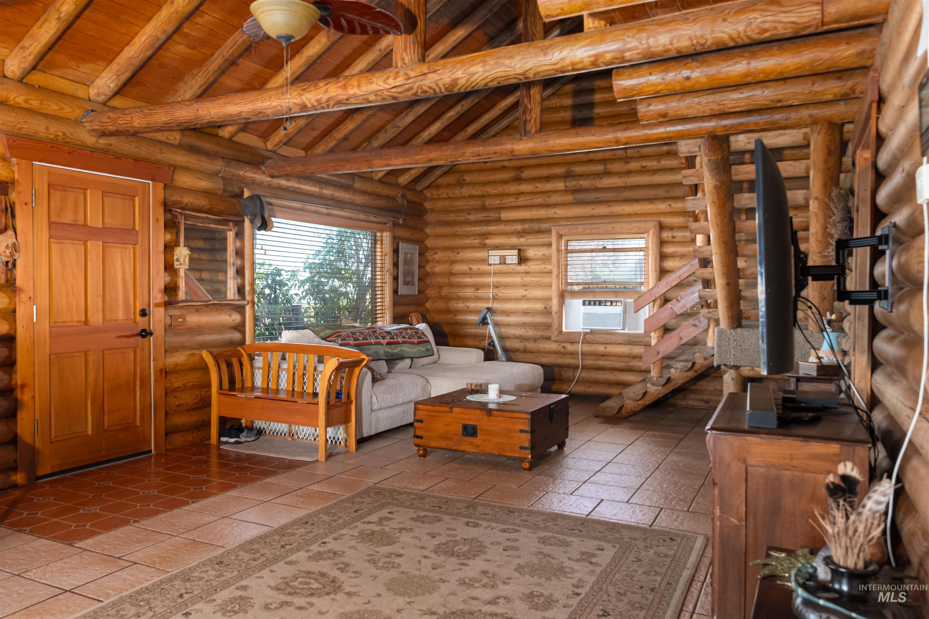 39055 Hilltop Ln, Lewiston, Idaho 83501, 3 Bedrooms, 2 Bathrooms, Residential For Sale, Price $495,000, 98948907