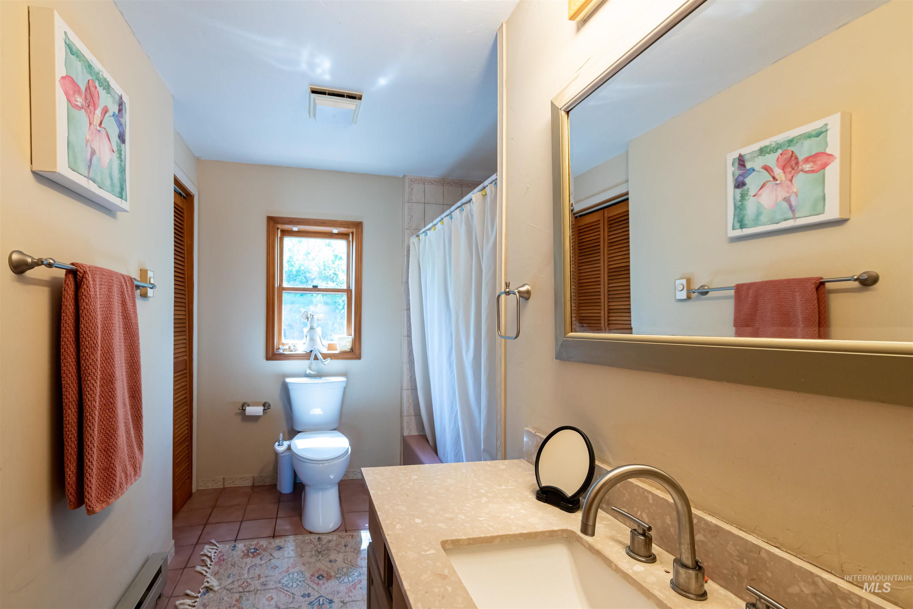 39055 Hilltop Ln, Lewiston, Idaho 83501, 3 Bedrooms, 2 Bathrooms, Residential For Sale, Price $495,000, 98948907