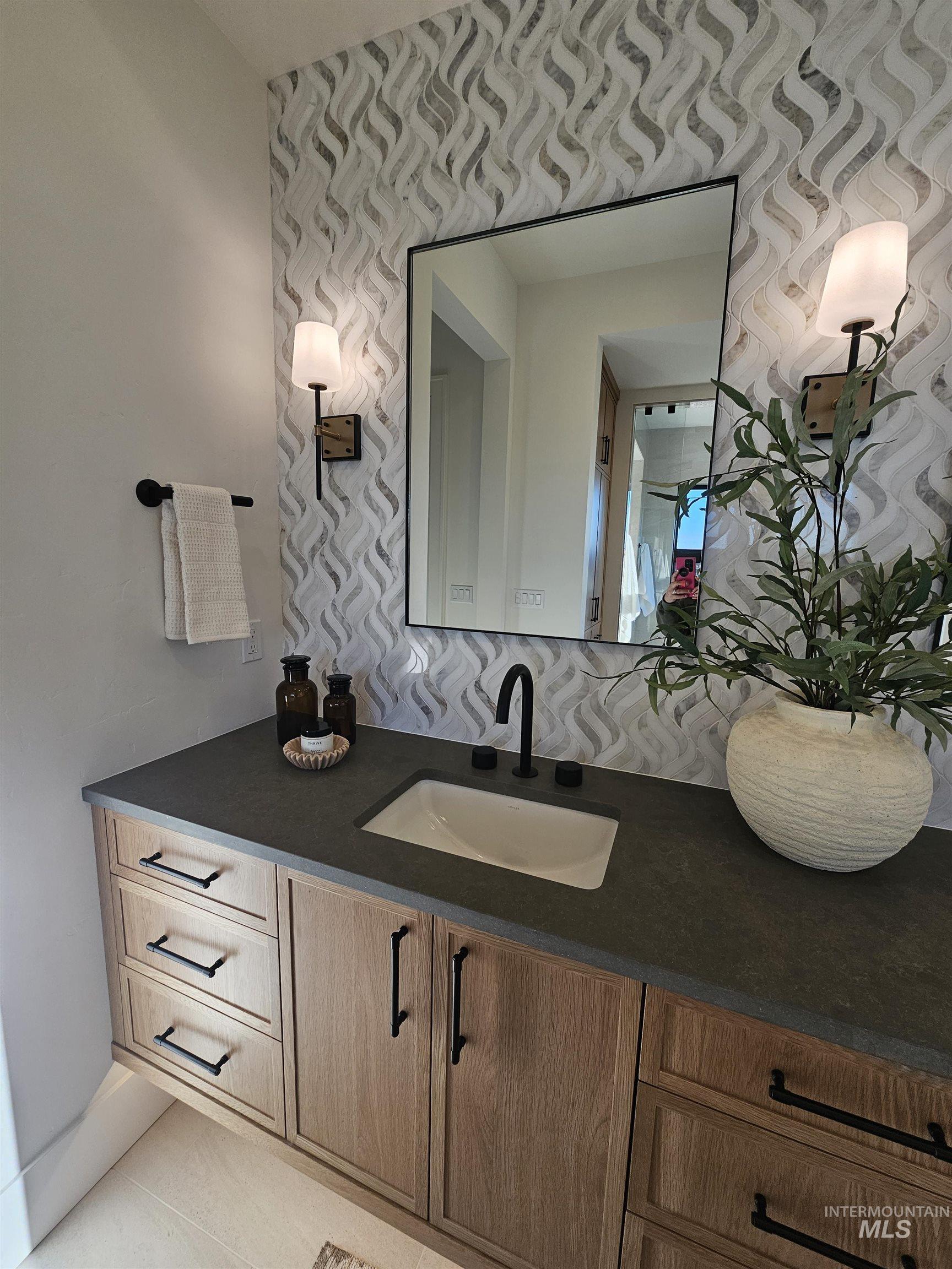 3426 N Harvest Moon Way, Eagle, Idaho 83616, 3 Bedrooms, 3.5 Bathrooms, Residential For Sale, Price $1,972,900, 98948922