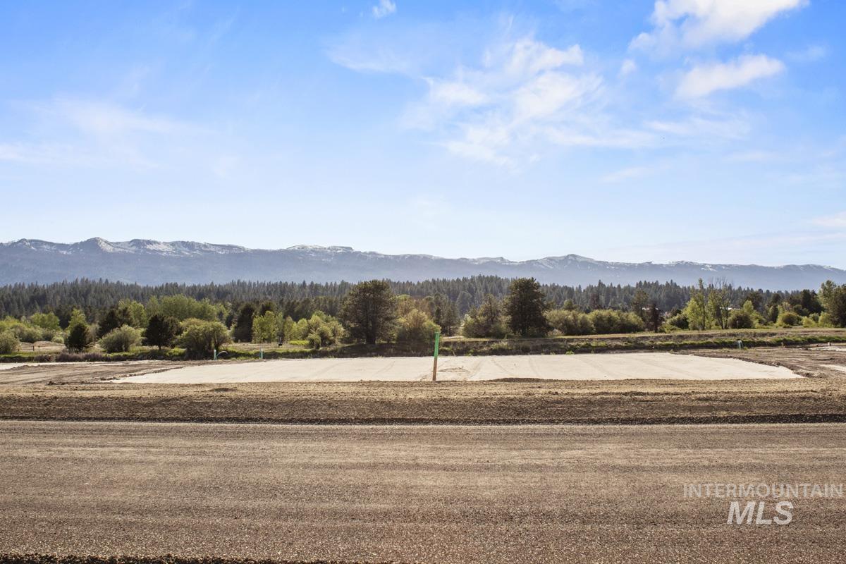 L15 B1 River Bank Drive, Cascade, Idaho 83611, Land For Sale, Price $315,000, 98948925