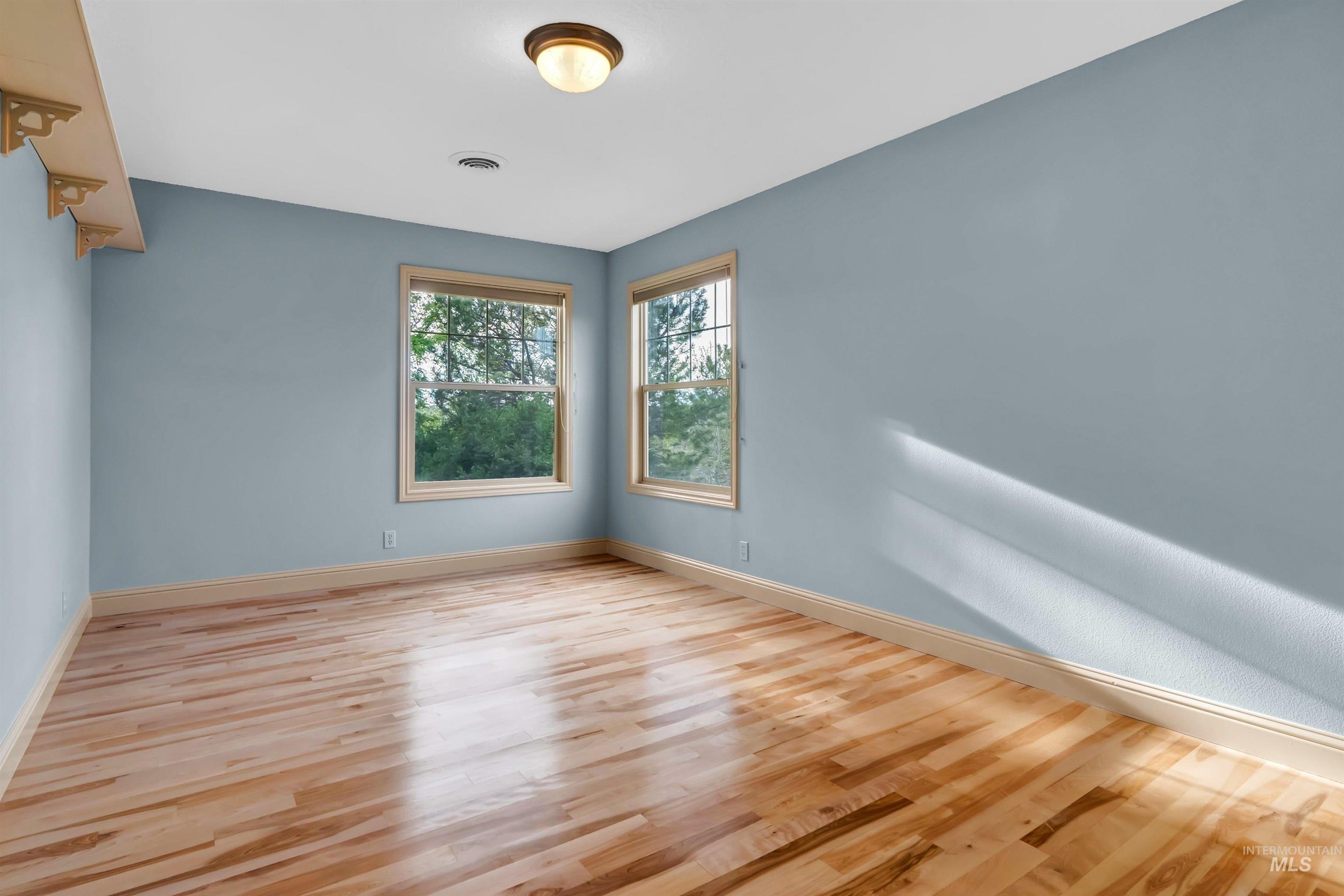 12875 N Schicks Ridge Road, Boise, Idaho 83714-9454, 4 Bedrooms, 3.5 Bathrooms, Residential For Sale, Price $899,900, 98948980