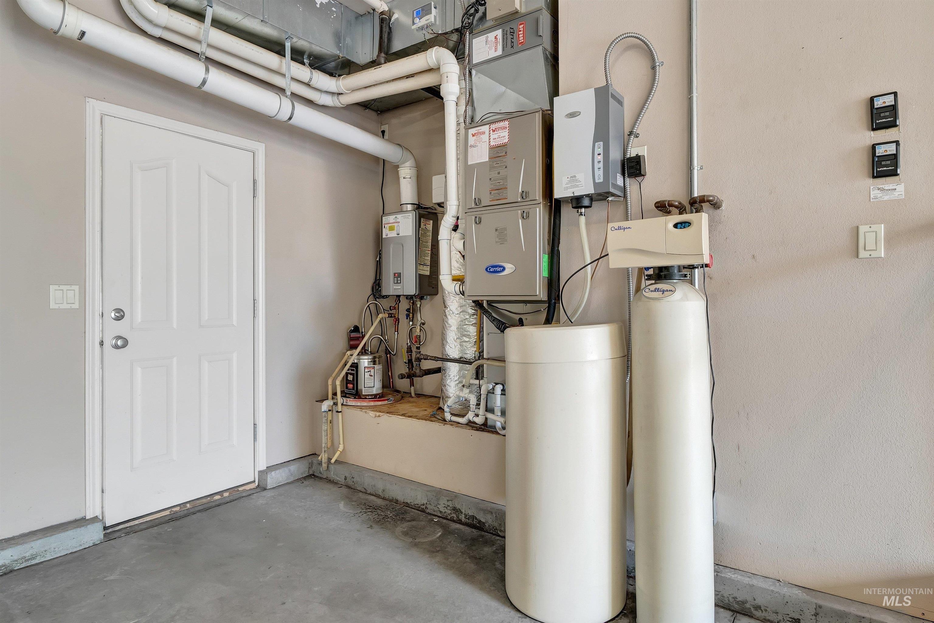 12875 N Schicks Ridge Road, Boise, Idaho 83714-9454, 4 Bedrooms, 3.5 Bathrooms, Residential For Sale, Price $899,900, 98948980