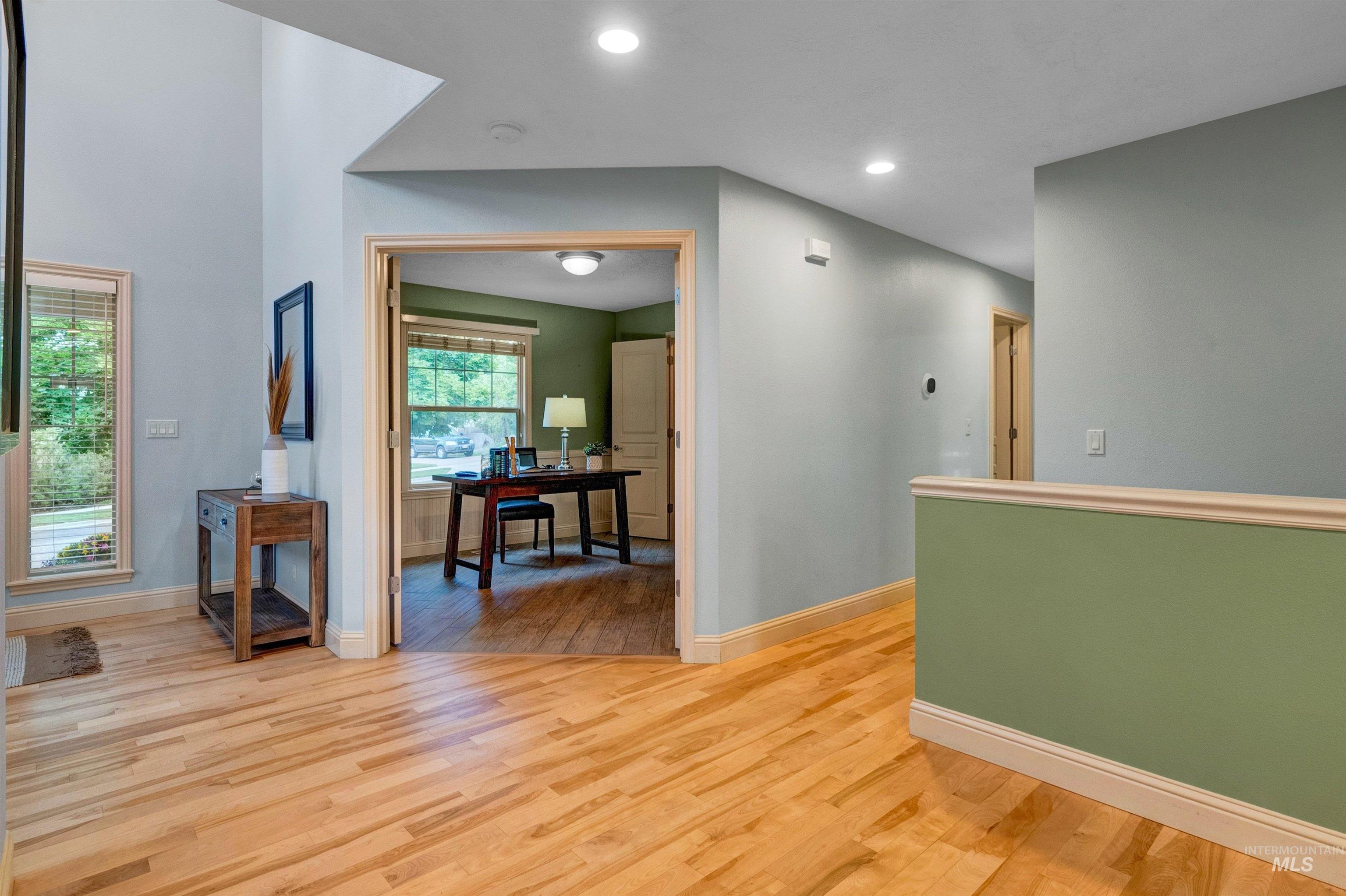 12875 N Schicks Ridge Road, Boise, Idaho 83714-9454, 4 Bedrooms, 3.5 Bathrooms, Residential For Sale, Price $899,900, 98948980