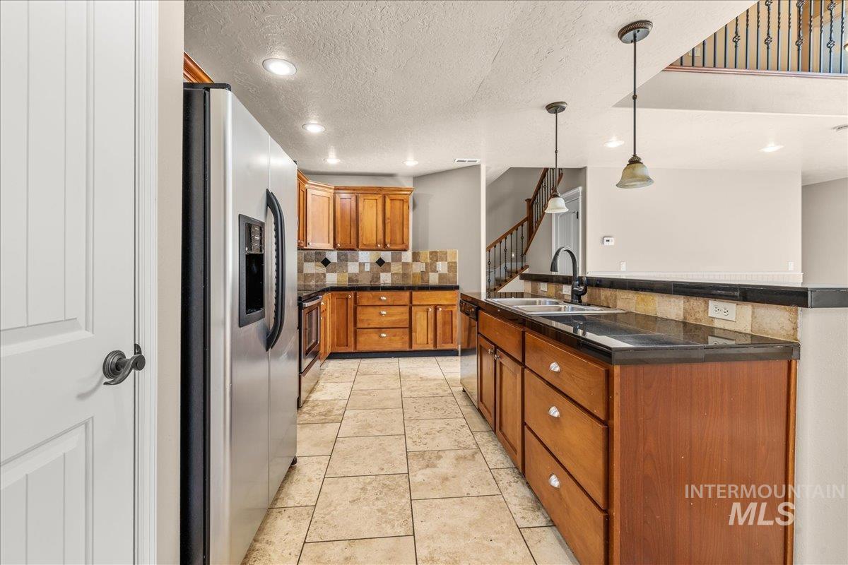 2476 S Amaya Lane, Boise, Idaho 83709, 4 Bedrooms, 3 Bathrooms, Residential For Sale, Price $444,900, 98948995