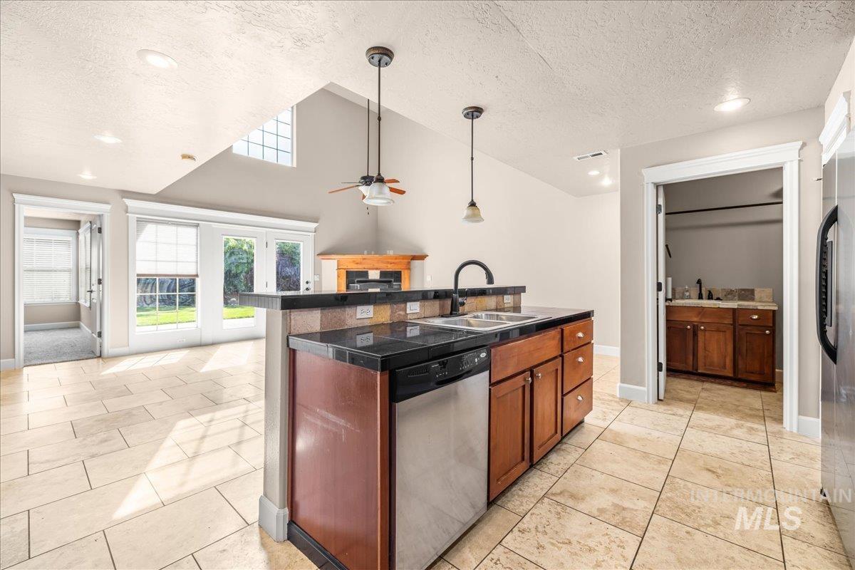 2476 S Amaya Lane, Boise, Idaho 83709, 4 Bedrooms, 3 Bathrooms, Residential For Sale, Price $444,900, 98948995