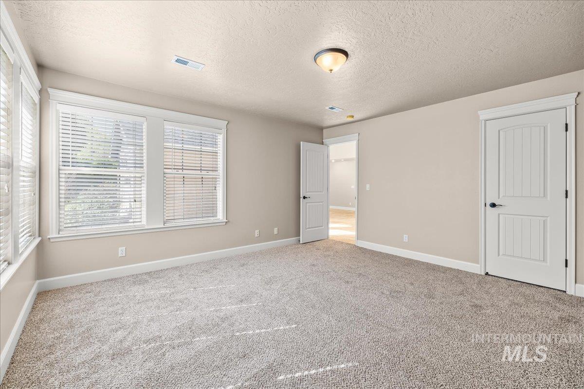 2476 S Amaya Lane, Boise, Idaho 83709, 4 Bedrooms, 3 Bathrooms, Residential For Sale, Price $444,900, 98948995