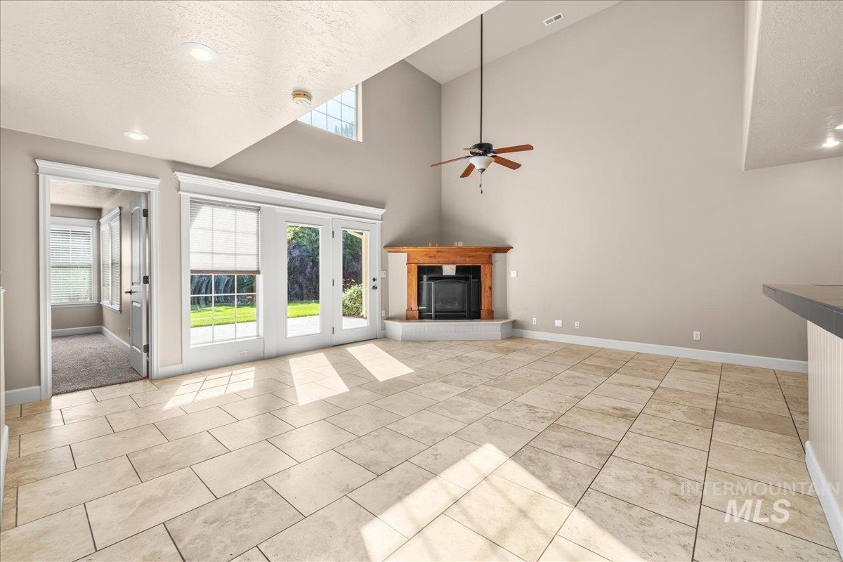 2476 S Amaya Lane, Boise, Idaho 83709, 4 Bedrooms, 3 Bathrooms, Residential For Sale, Price $444,900, 98948995