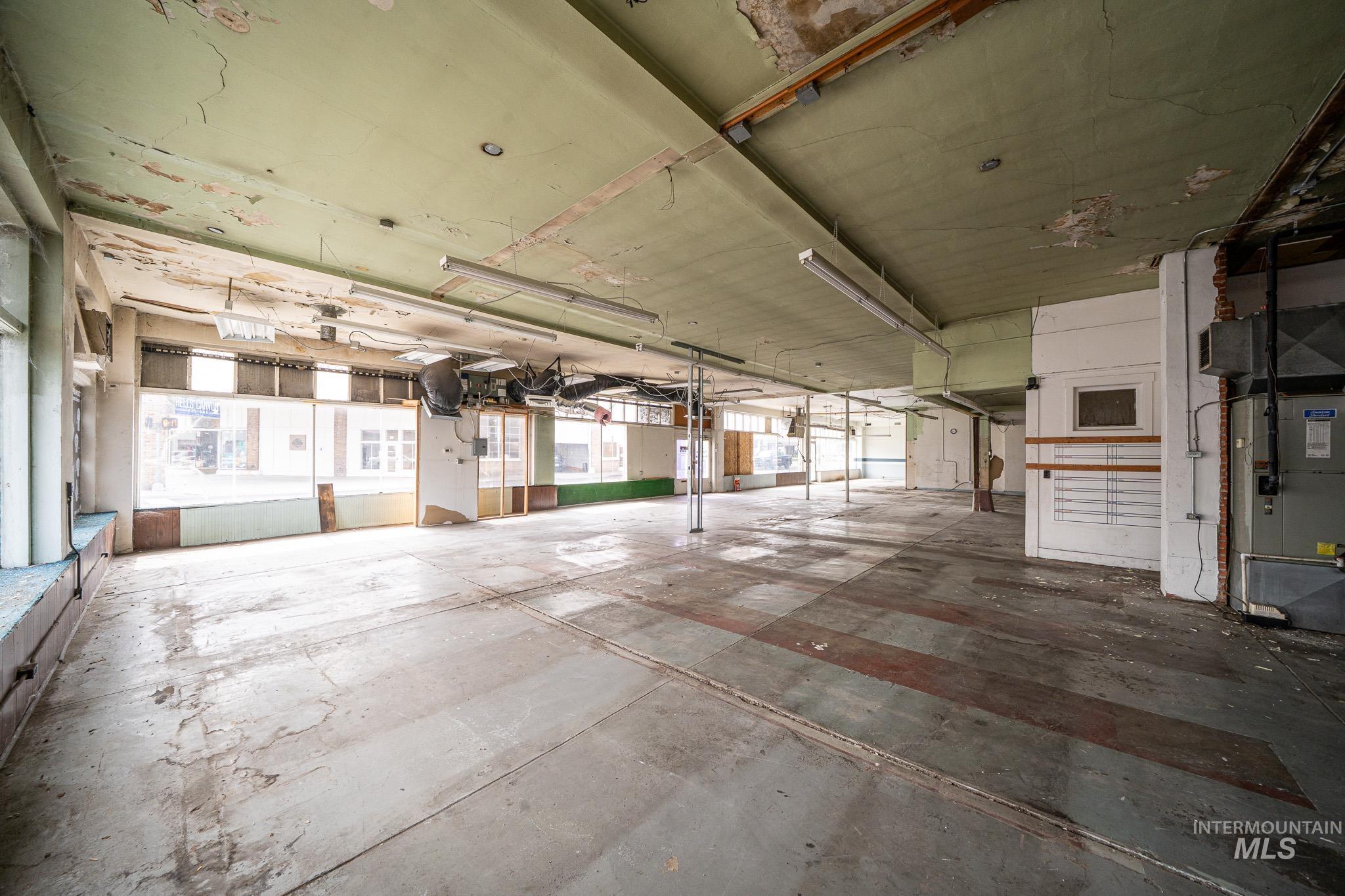 844 D Street, Lewiston, Idaho 83501, Business/Commercial For Sale, Price $795,000, 98949081