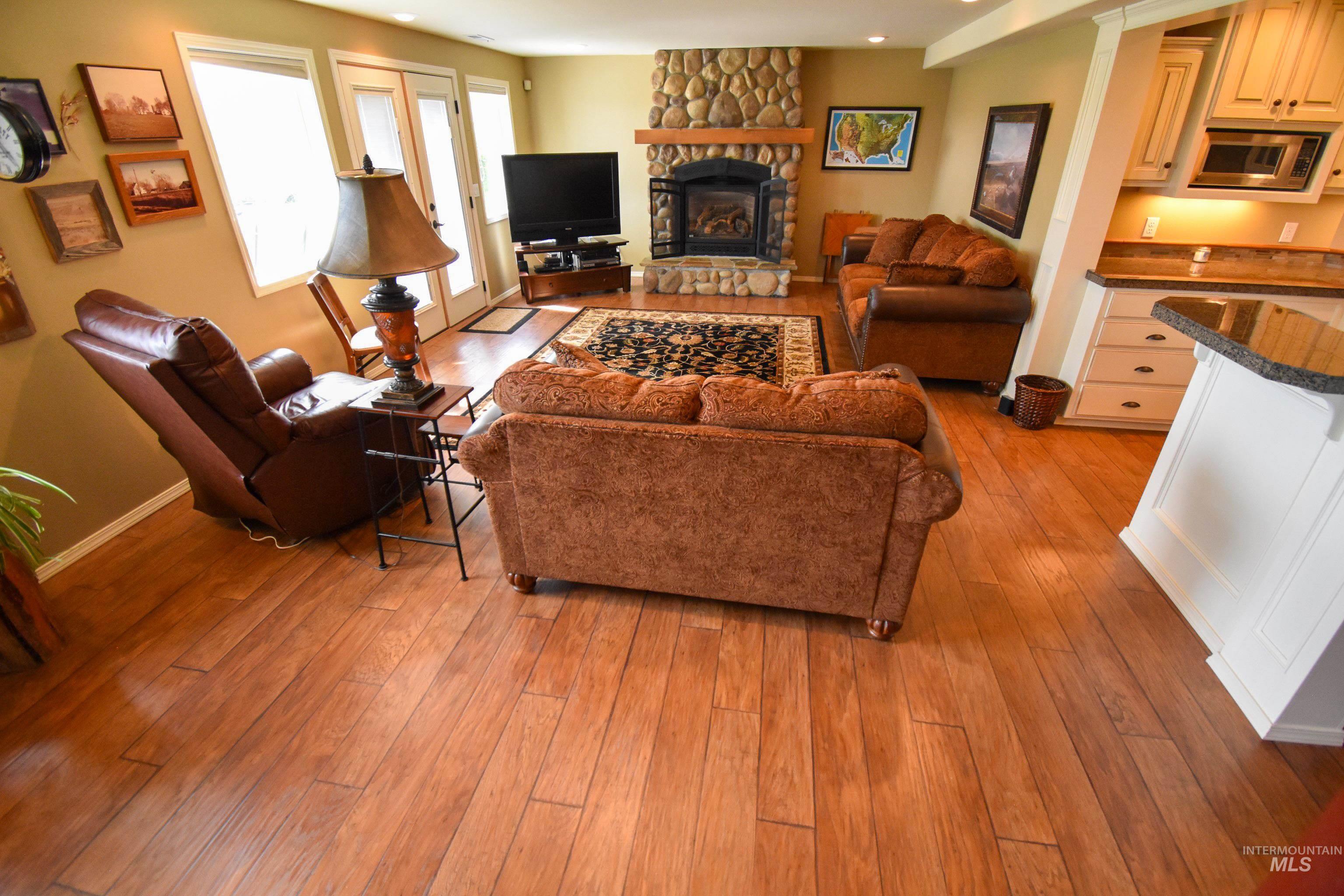 3725 Nicklaus Dr, Clarkston, Washington 99403, 5 Bedrooms, 4 Bathrooms, Residential For Sale, Price $794,000, 98949094