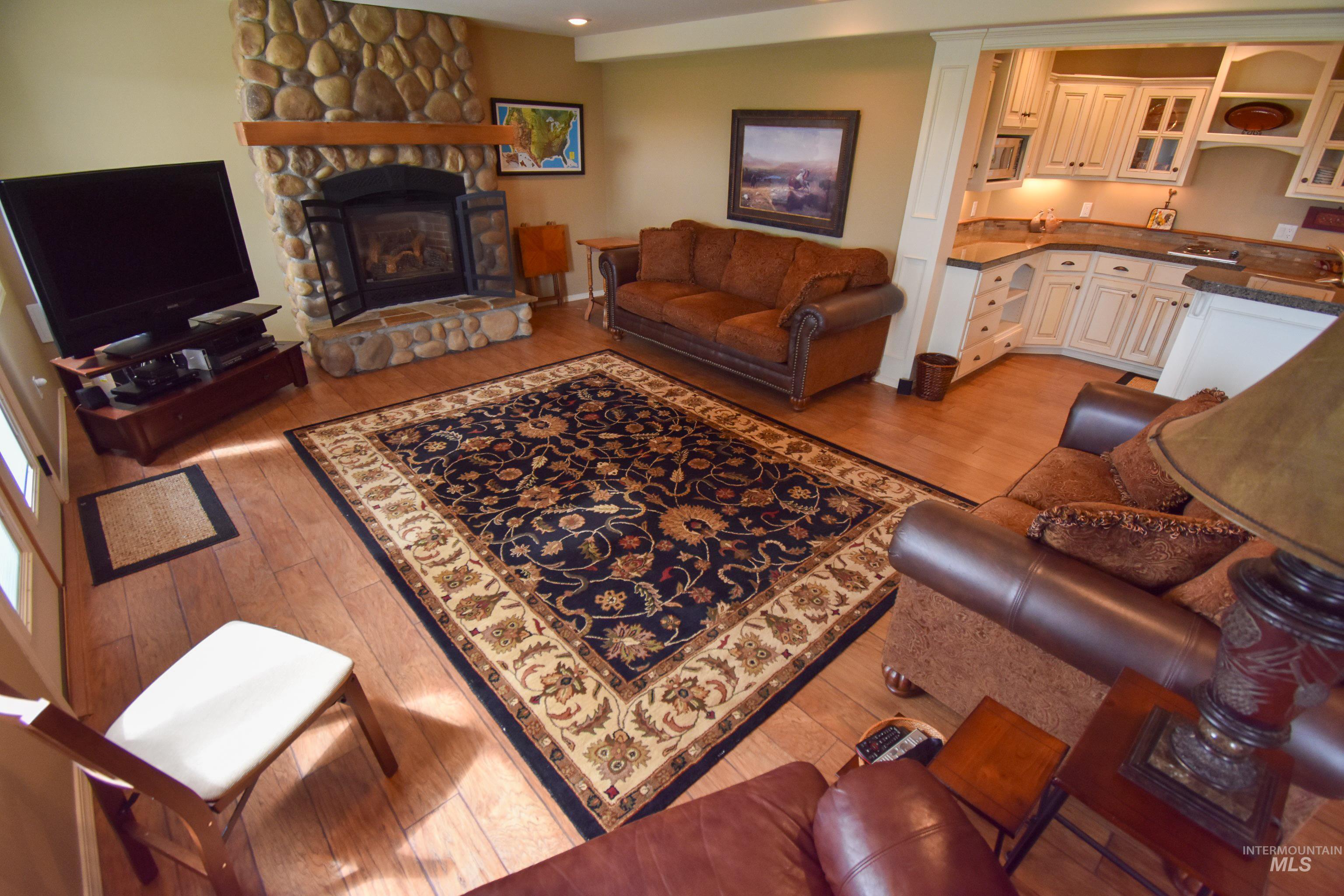 3725 Nicklaus Dr, Clarkston, Washington 99403, 5 Bedrooms, 4 Bathrooms, Residential For Sale, Price $794,000, 98949094