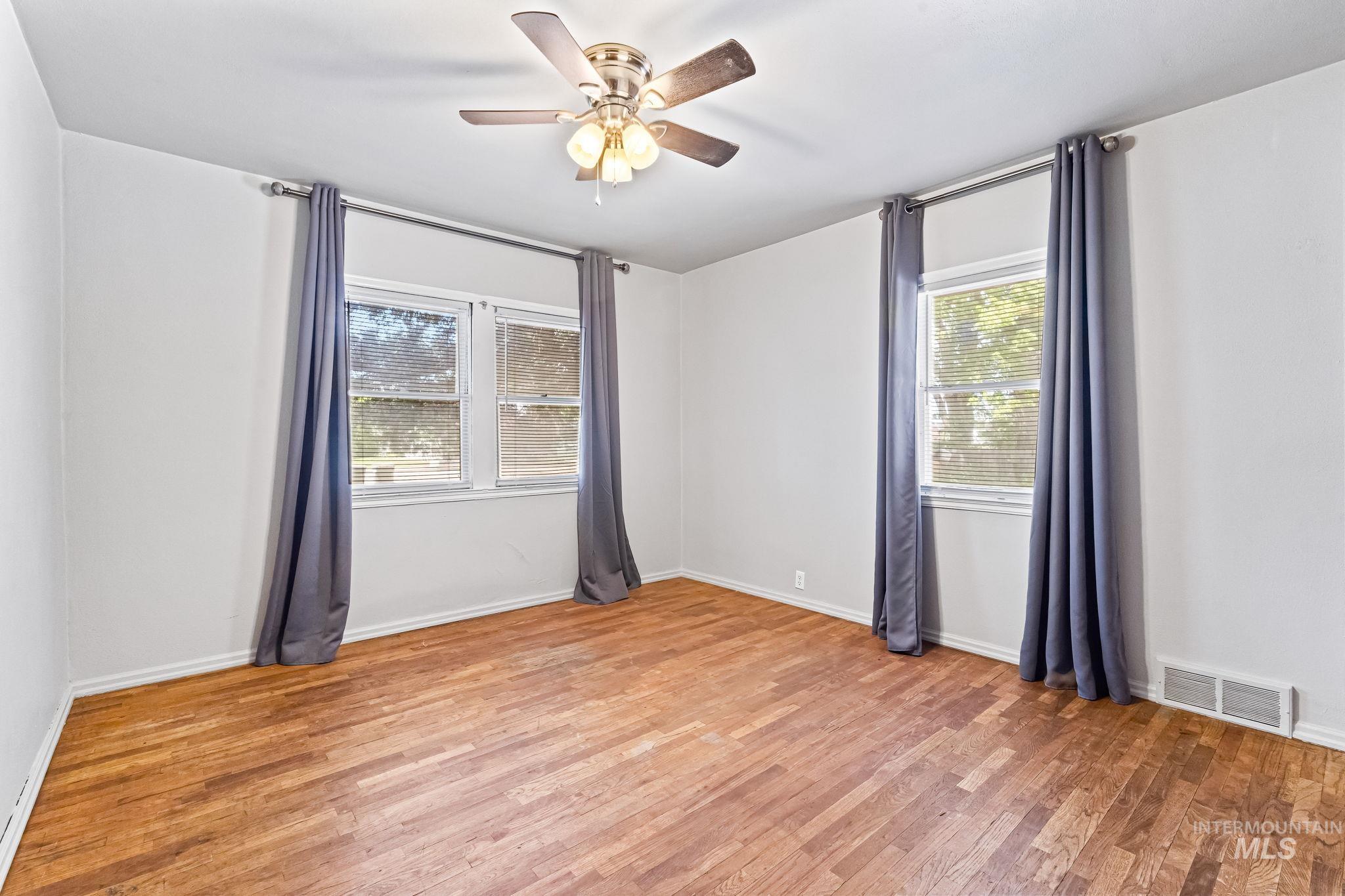 404 N Allumbaugh St, Boise, Idaho 83704, 3 Bedrooms, 2 Bathrooms, Residential For Sale, Price $550,000, 98949104