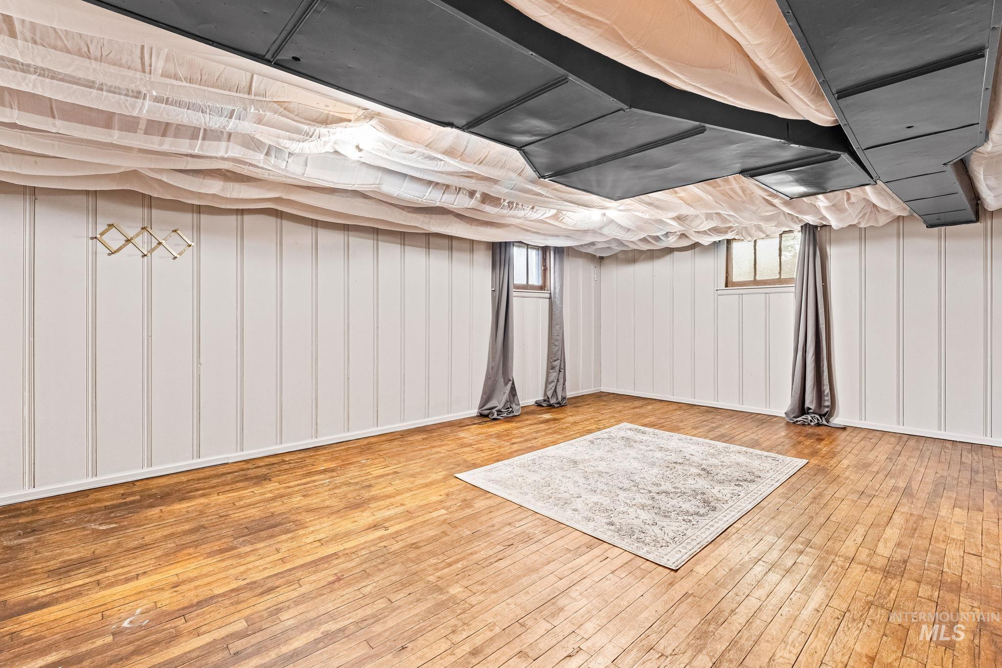 404 N Allumbaugh St, Boise, Idaho 83704, 3 Bedrooms, 2 Bathrooms, Residential For Sale, Price $550,000, 98949104